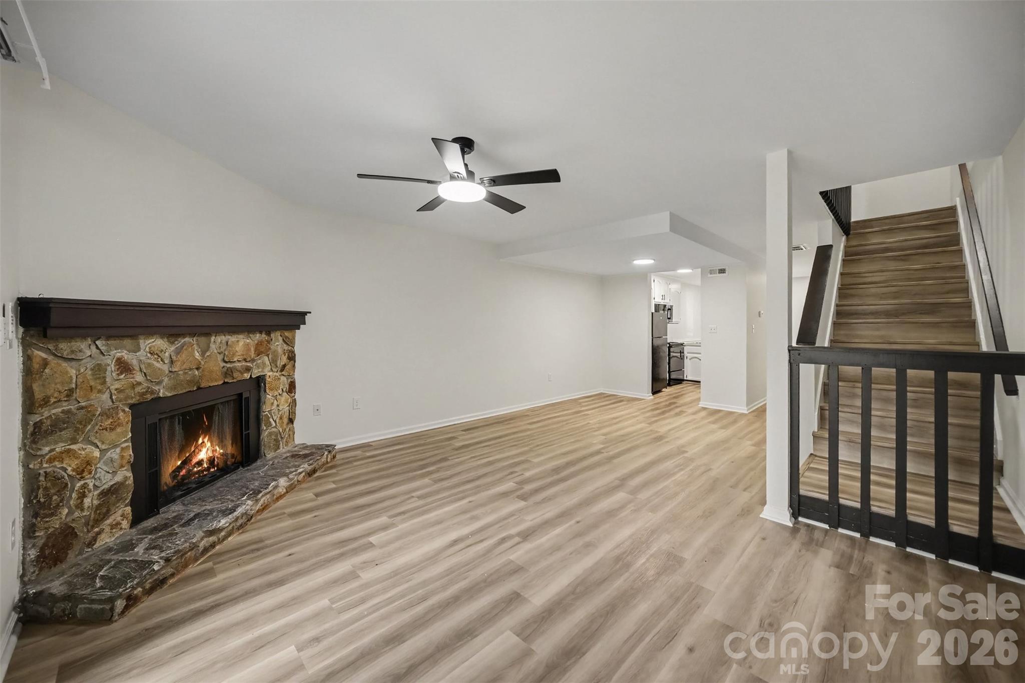 100 Willow Run Drive Unit: 33