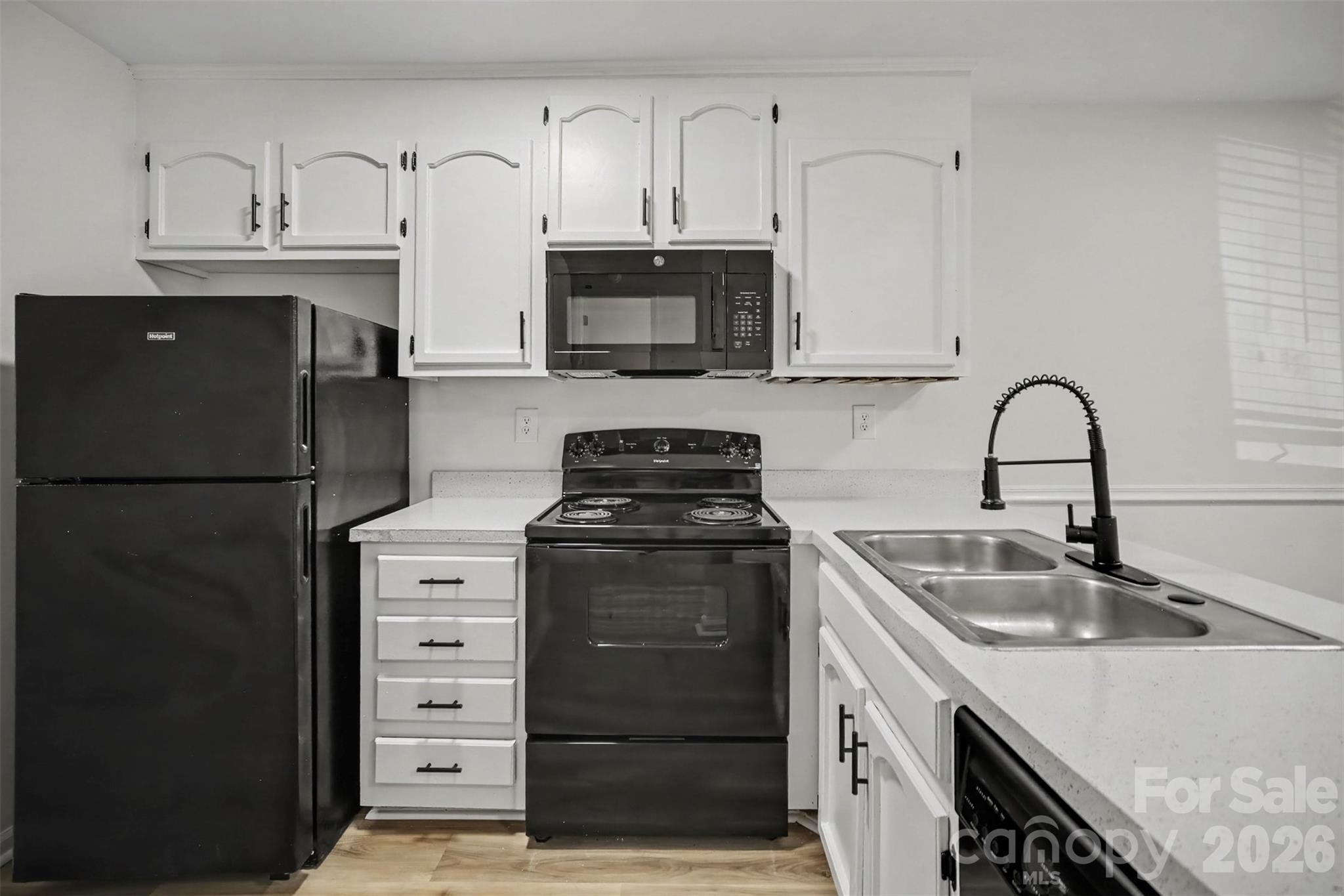 100 Willow Run Drive Unit: 33