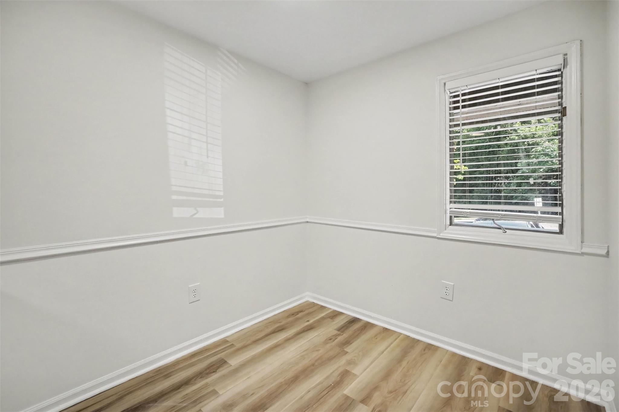 100 Willow Run Drive Unit: 33