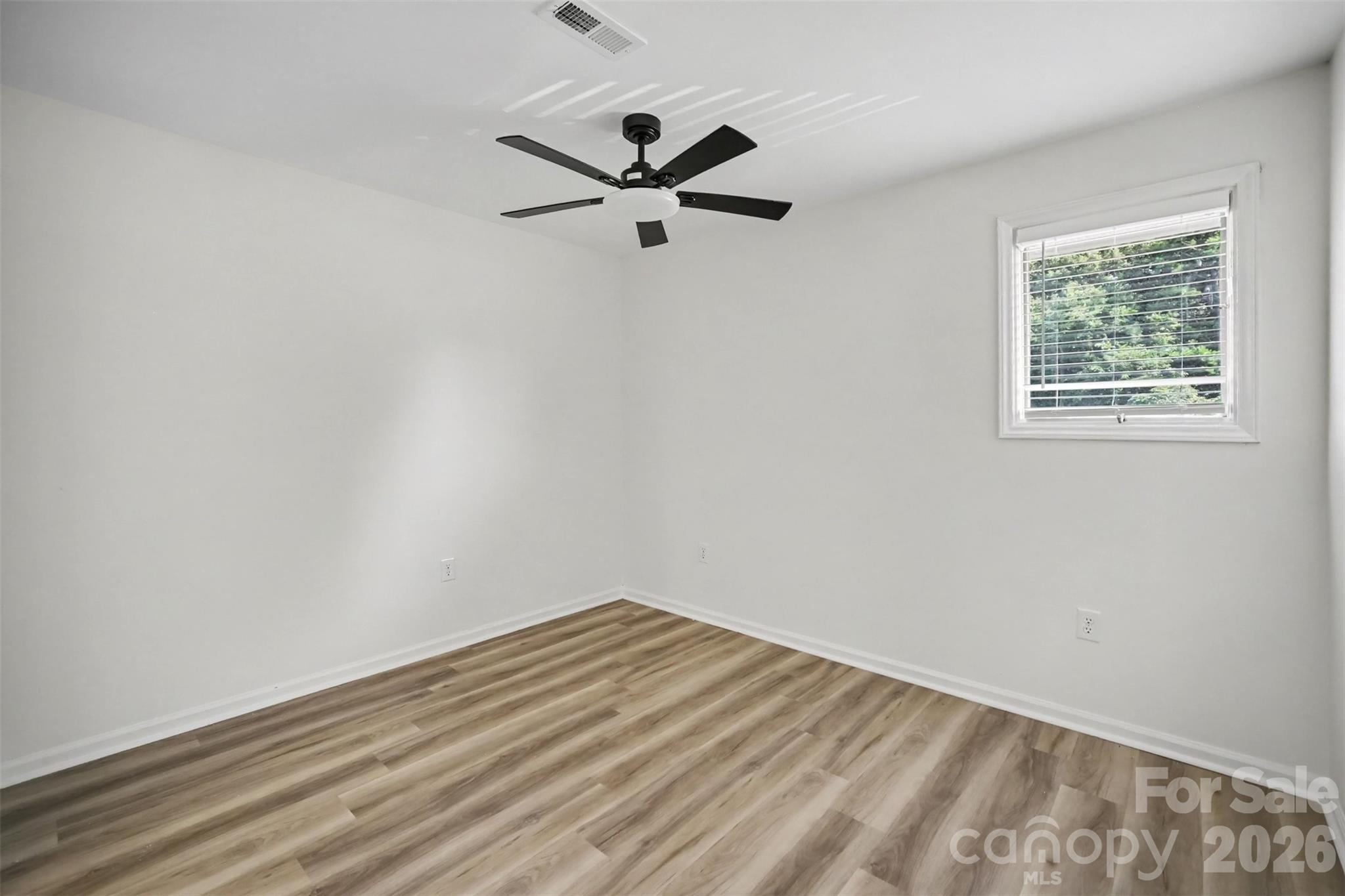 100 Willow Run Drive Unit: 33