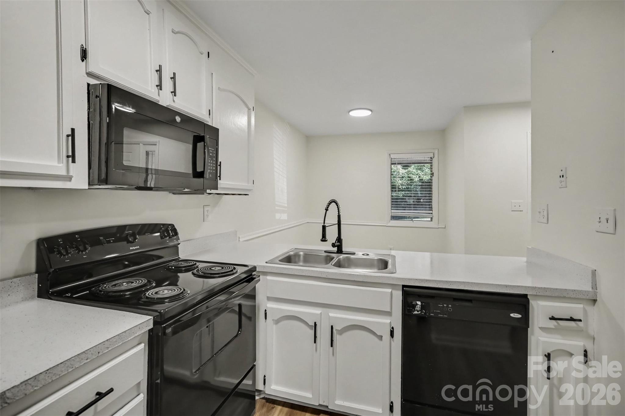 100 Willow Run Drive Unit: 33