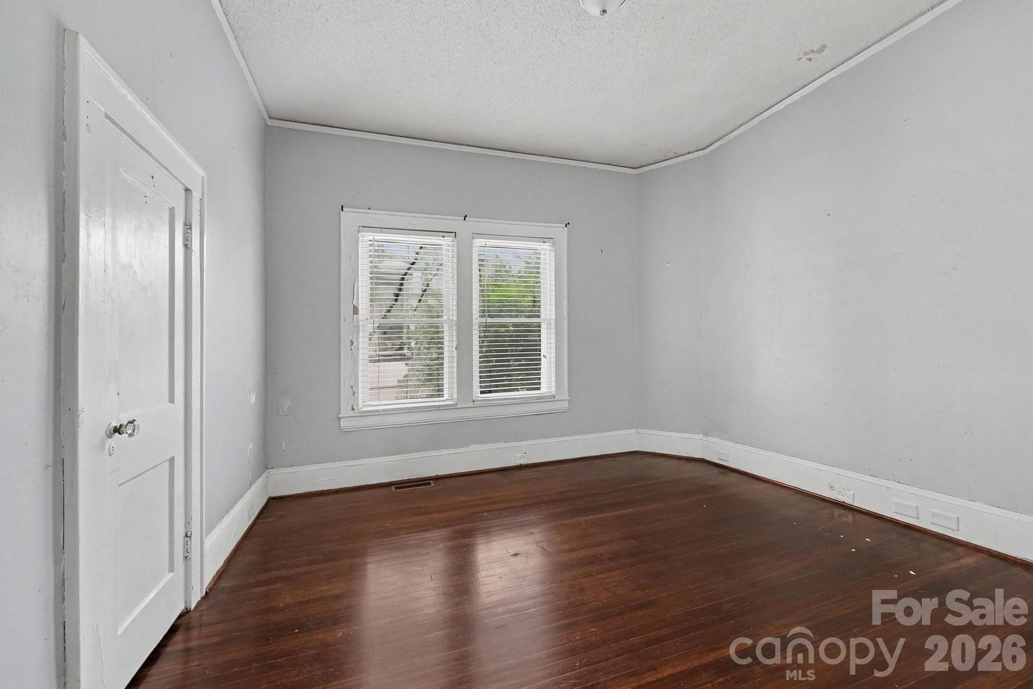 2828 Bon Air Avenue
