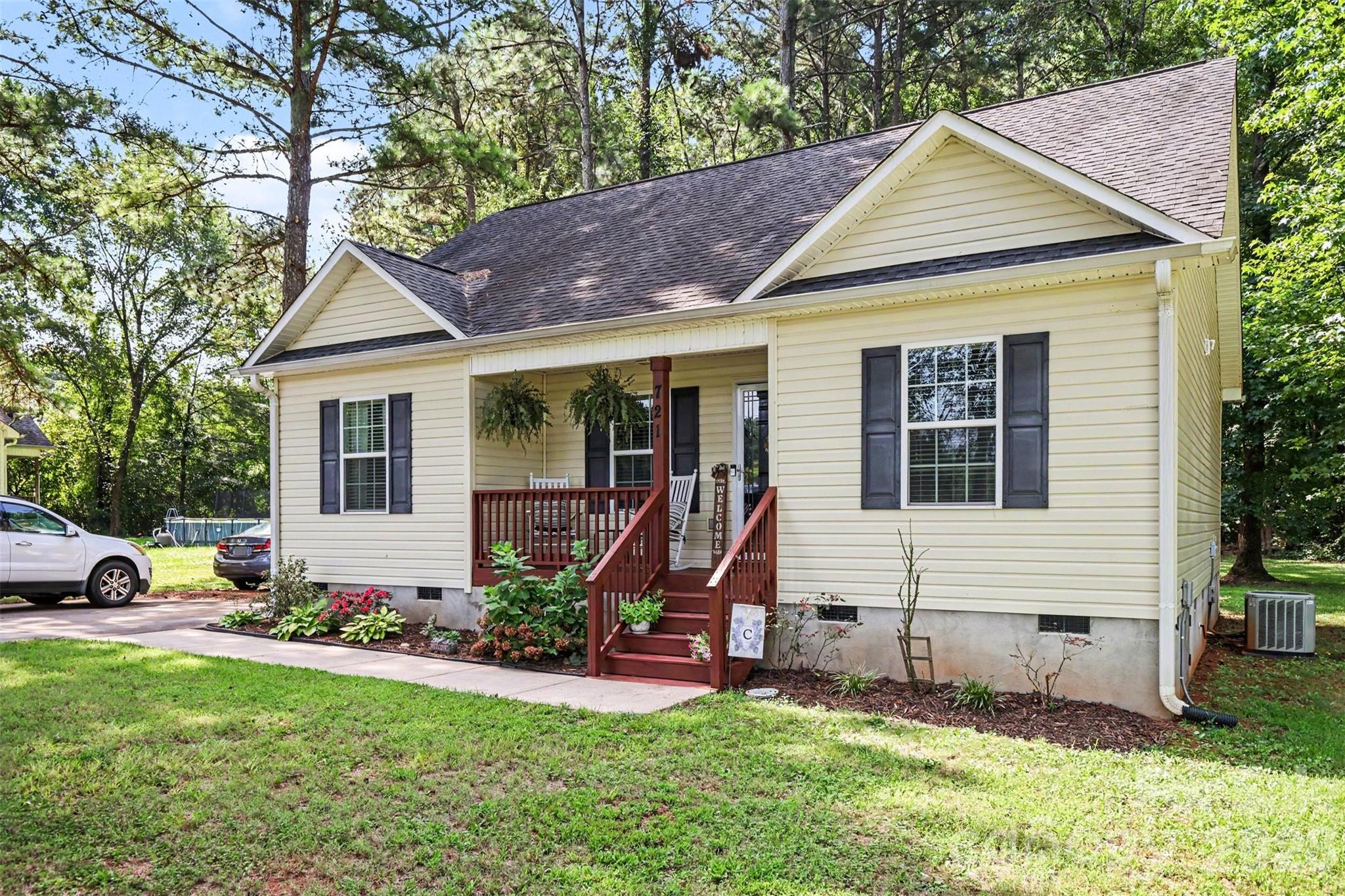 721 Daves Road
