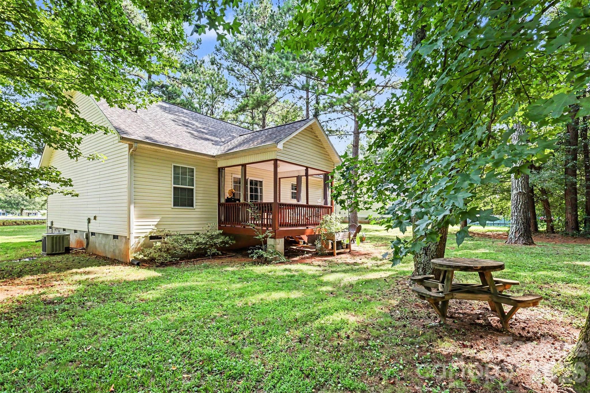 721 Daves Road