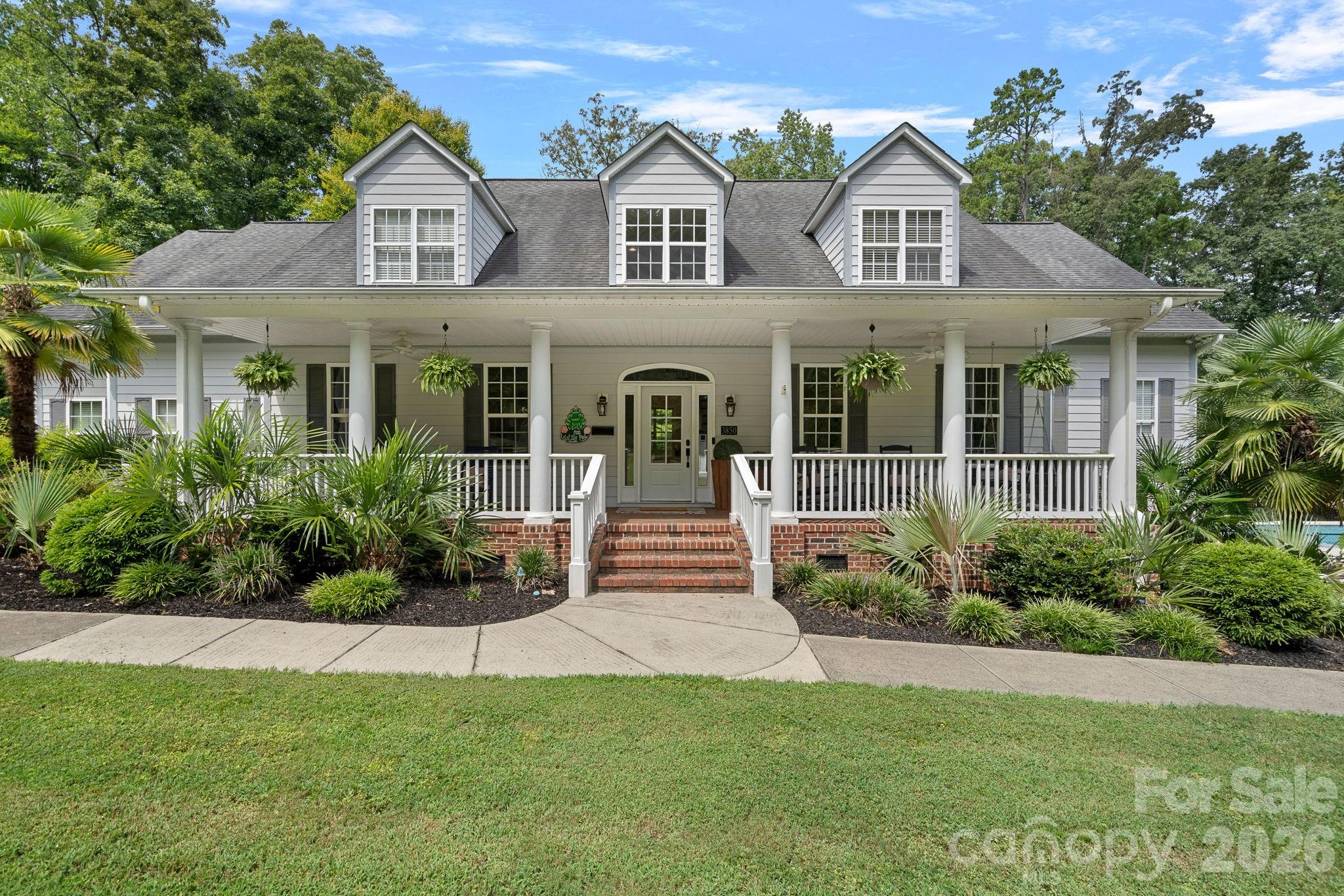 3850 Oakdale Road