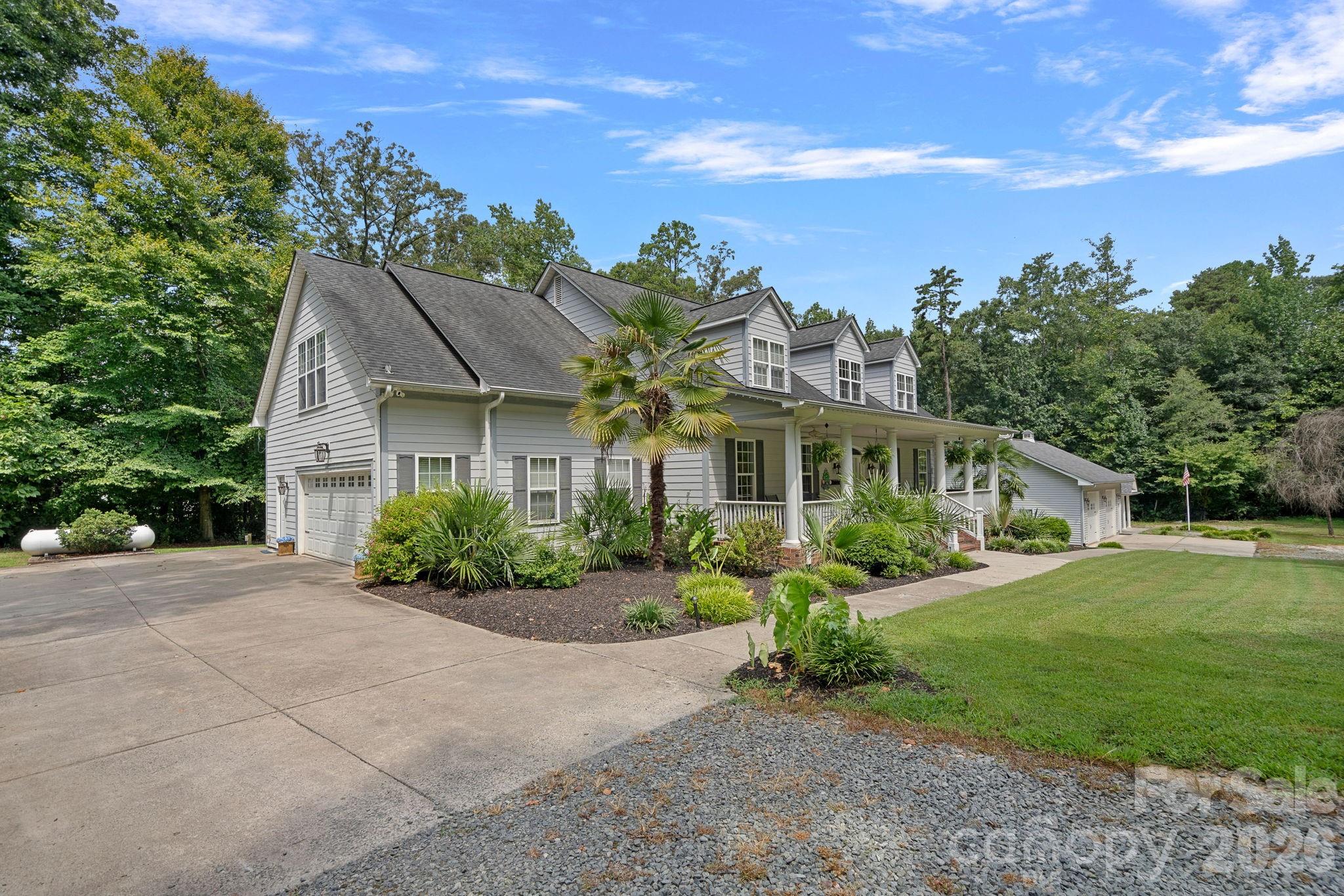 3850 Oakdale Road