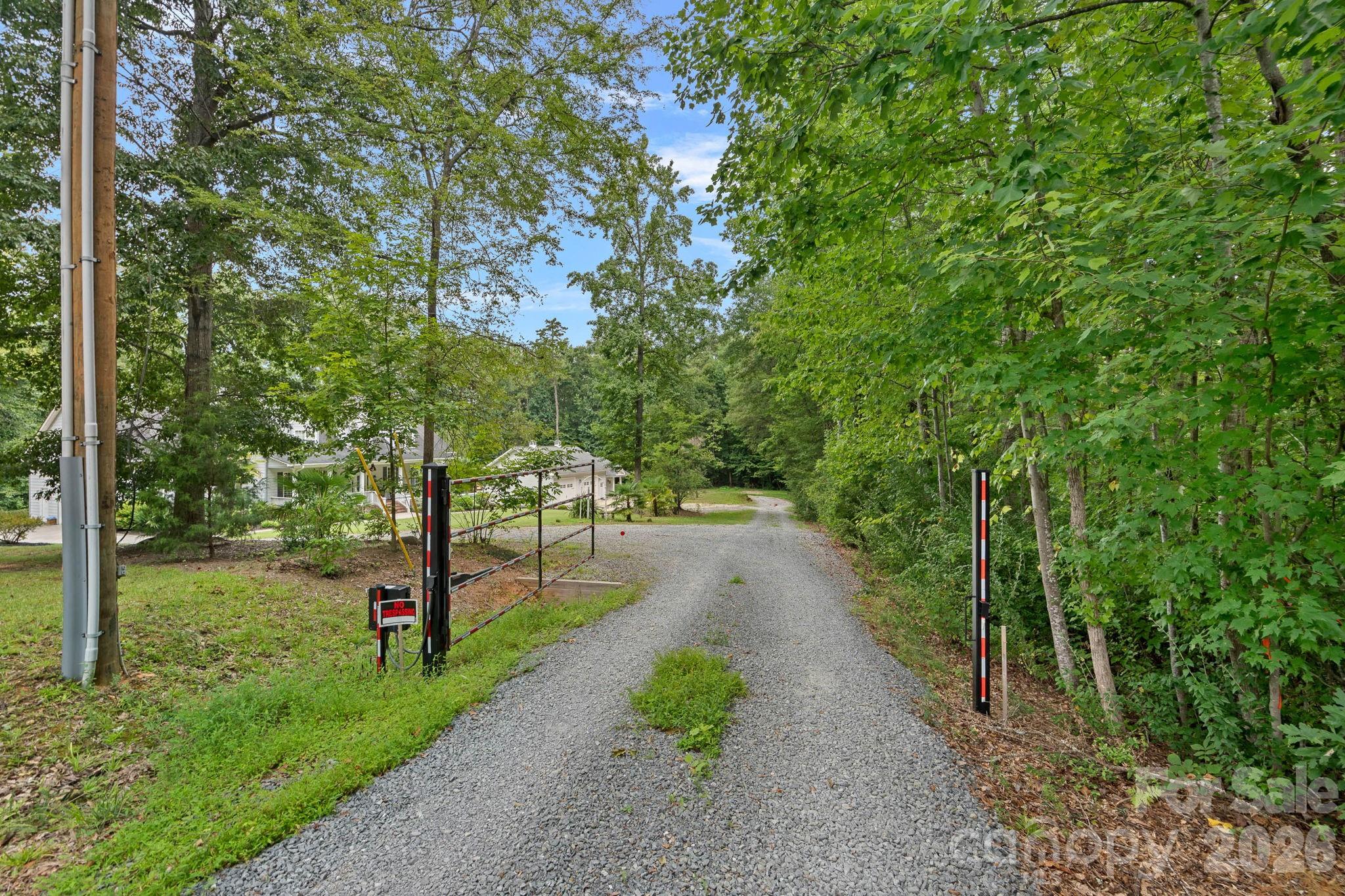 3850 Oakdale Road