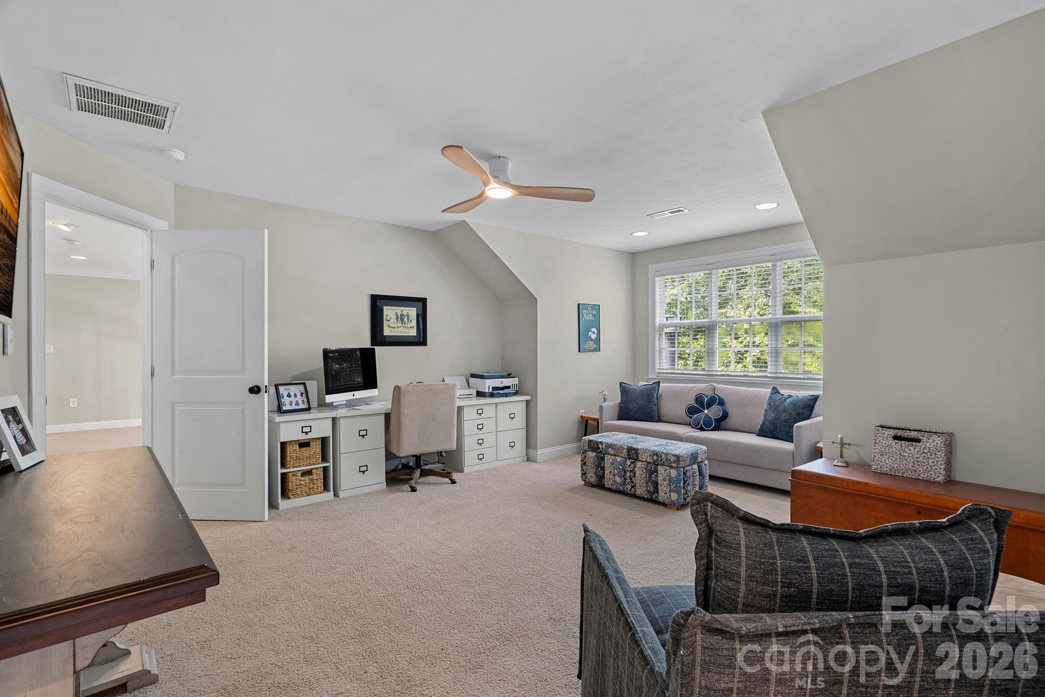 3850 Oakdale Road