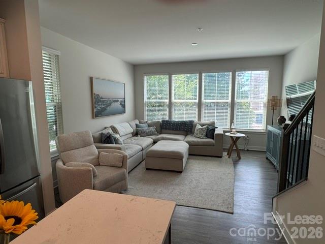 428 W Tremont Avenue
