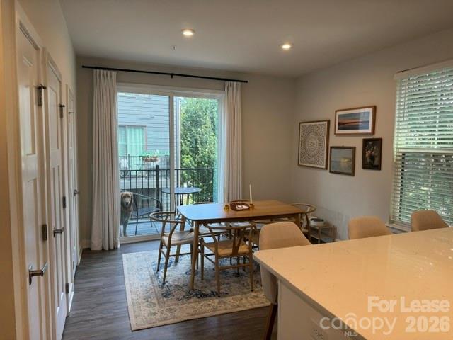 428 W Tremont Avenue