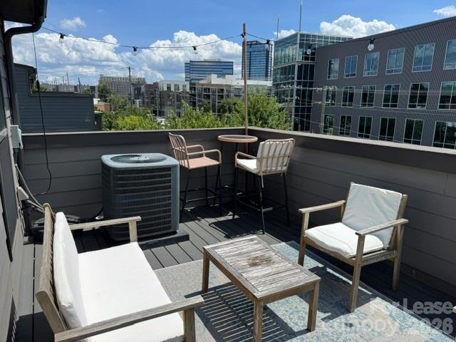 428 W Tremont Avenue