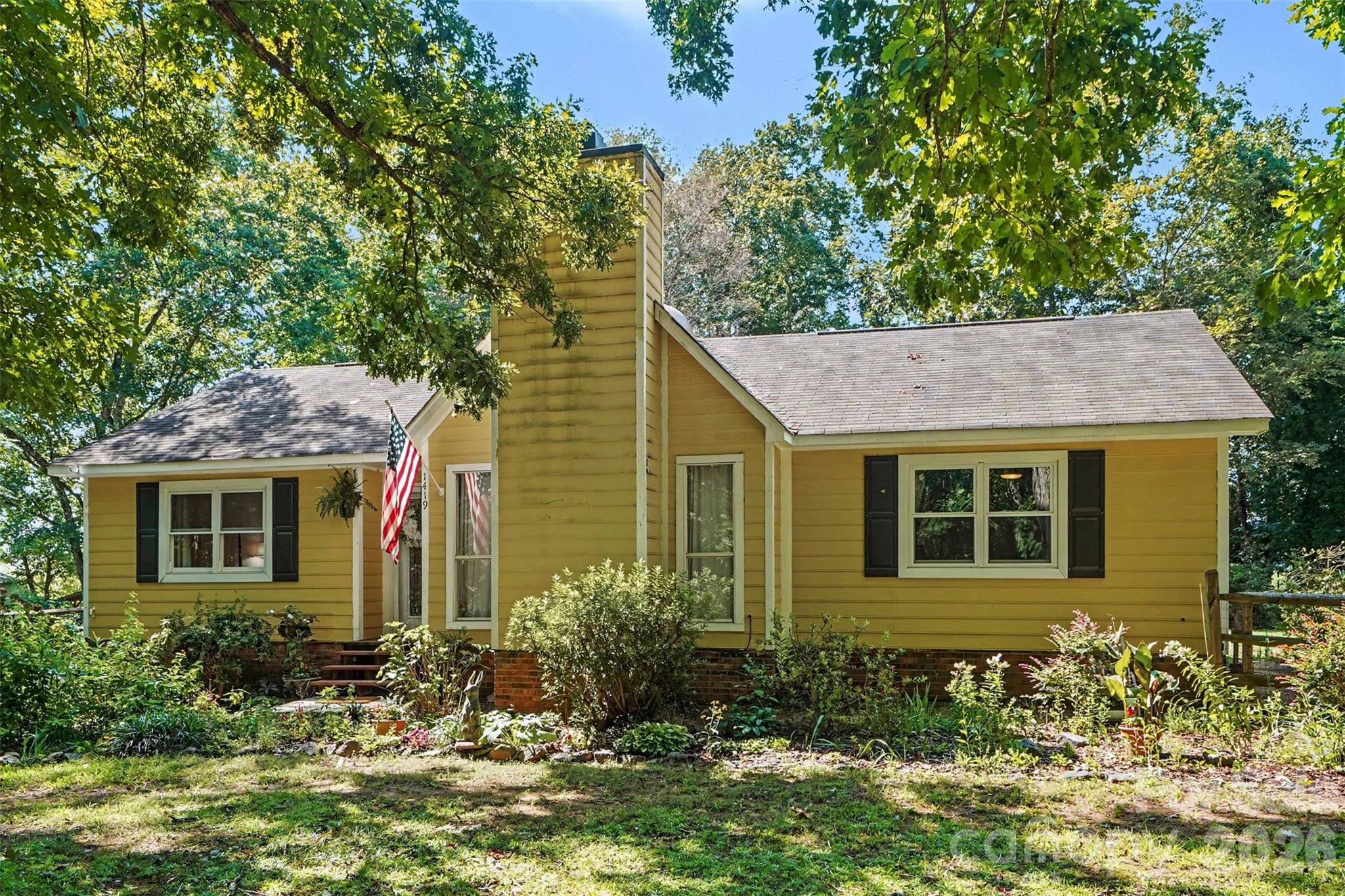 1419 Parkside Drive