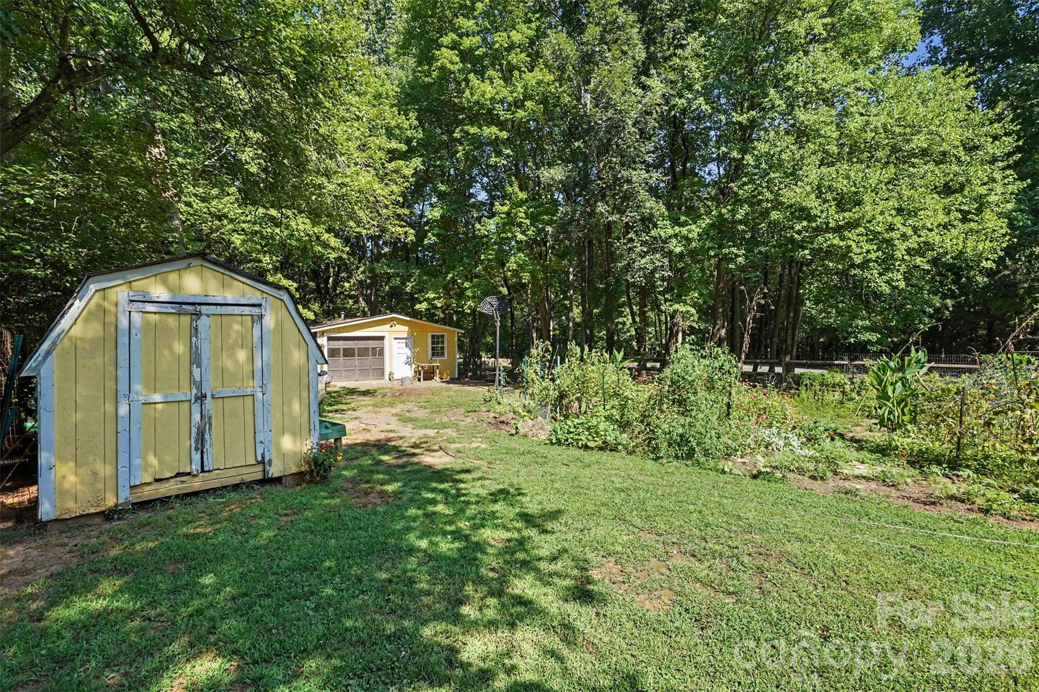 1419 Parkside Drive