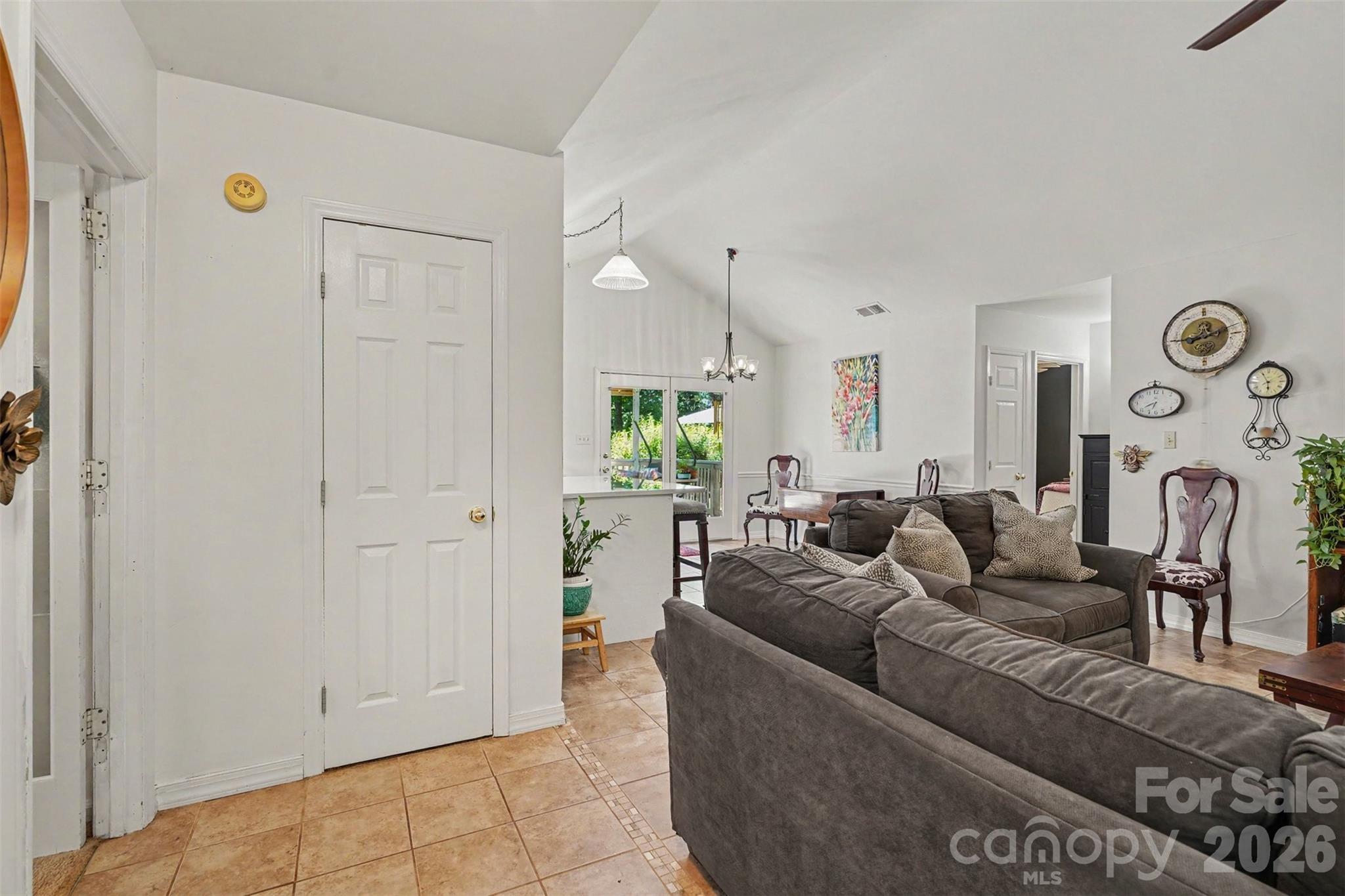 1419 Parkside Drive