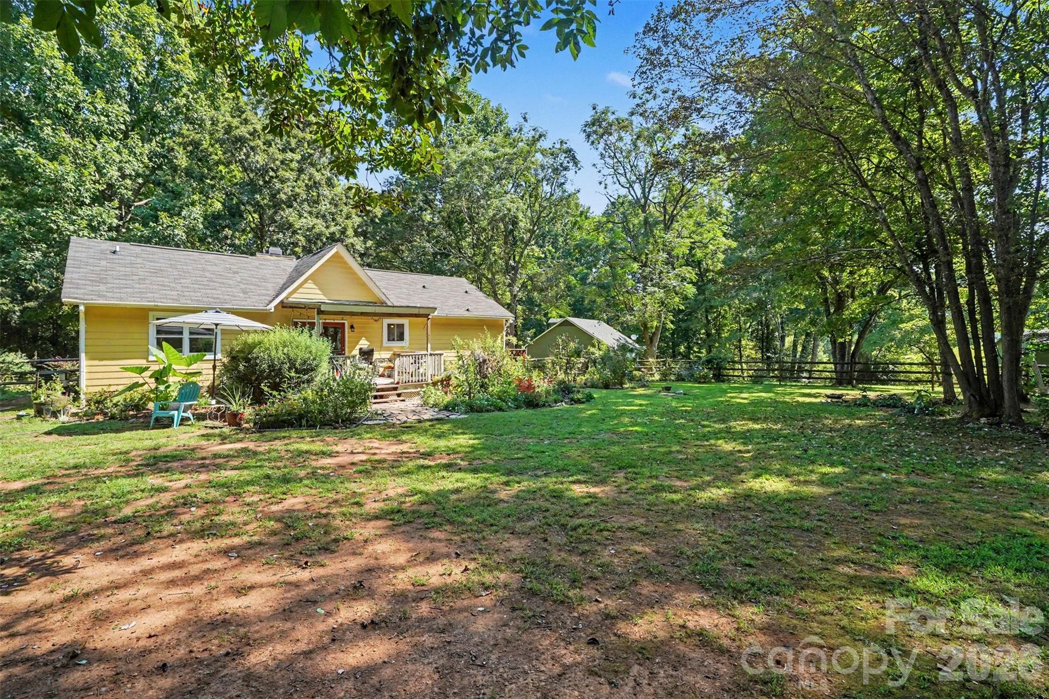1419 Parkside Drive