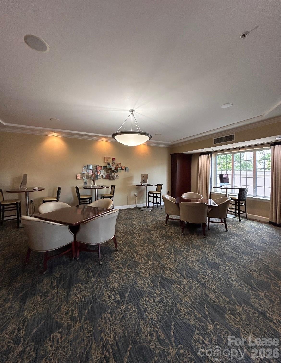 300 W 5th Street Unit: 250
