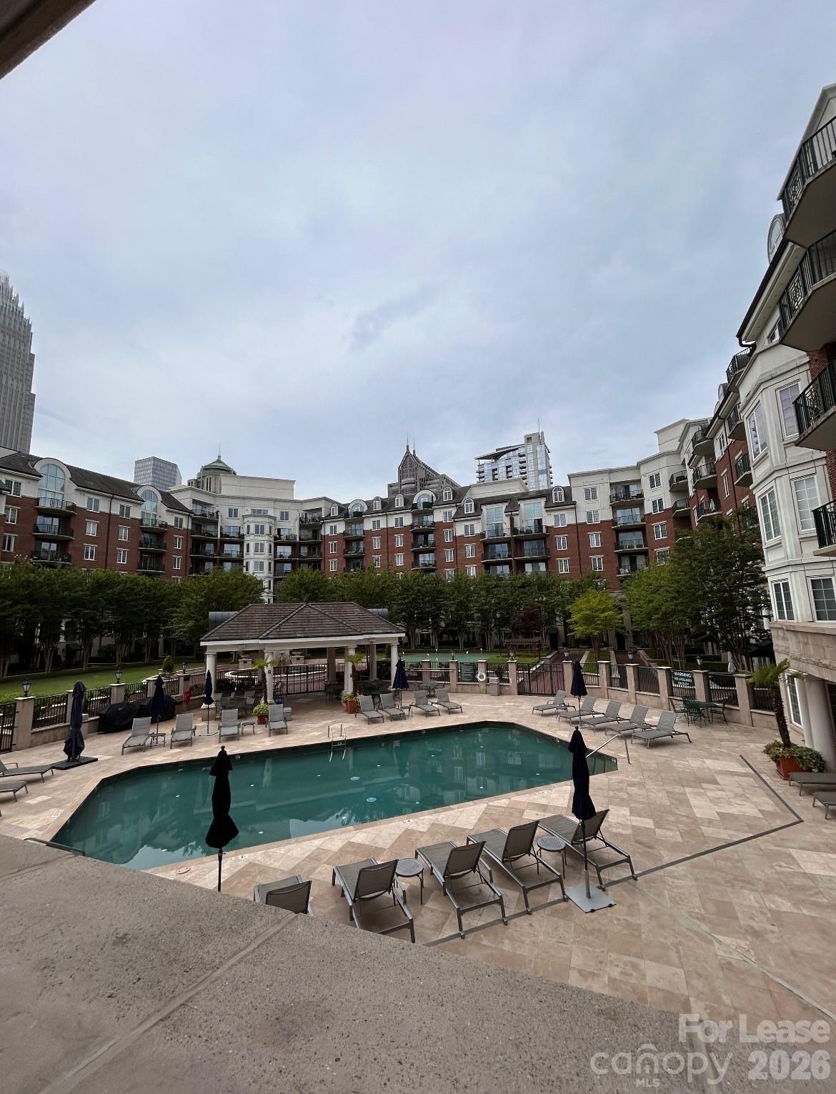 300 W 5th Street Unit: 250
