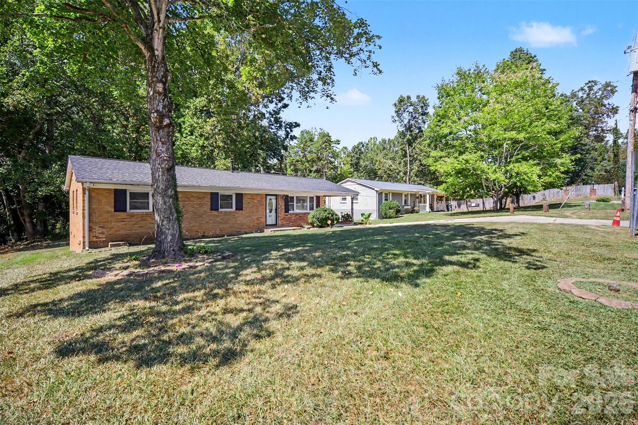 829 Vancouver Lane