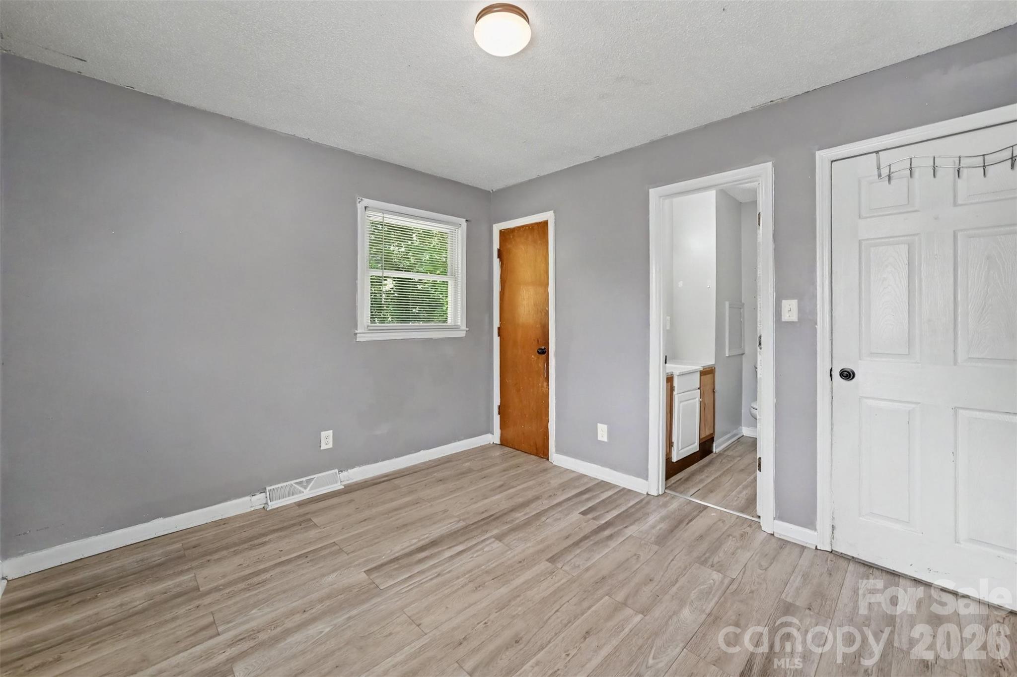 829 Vancouver Lane