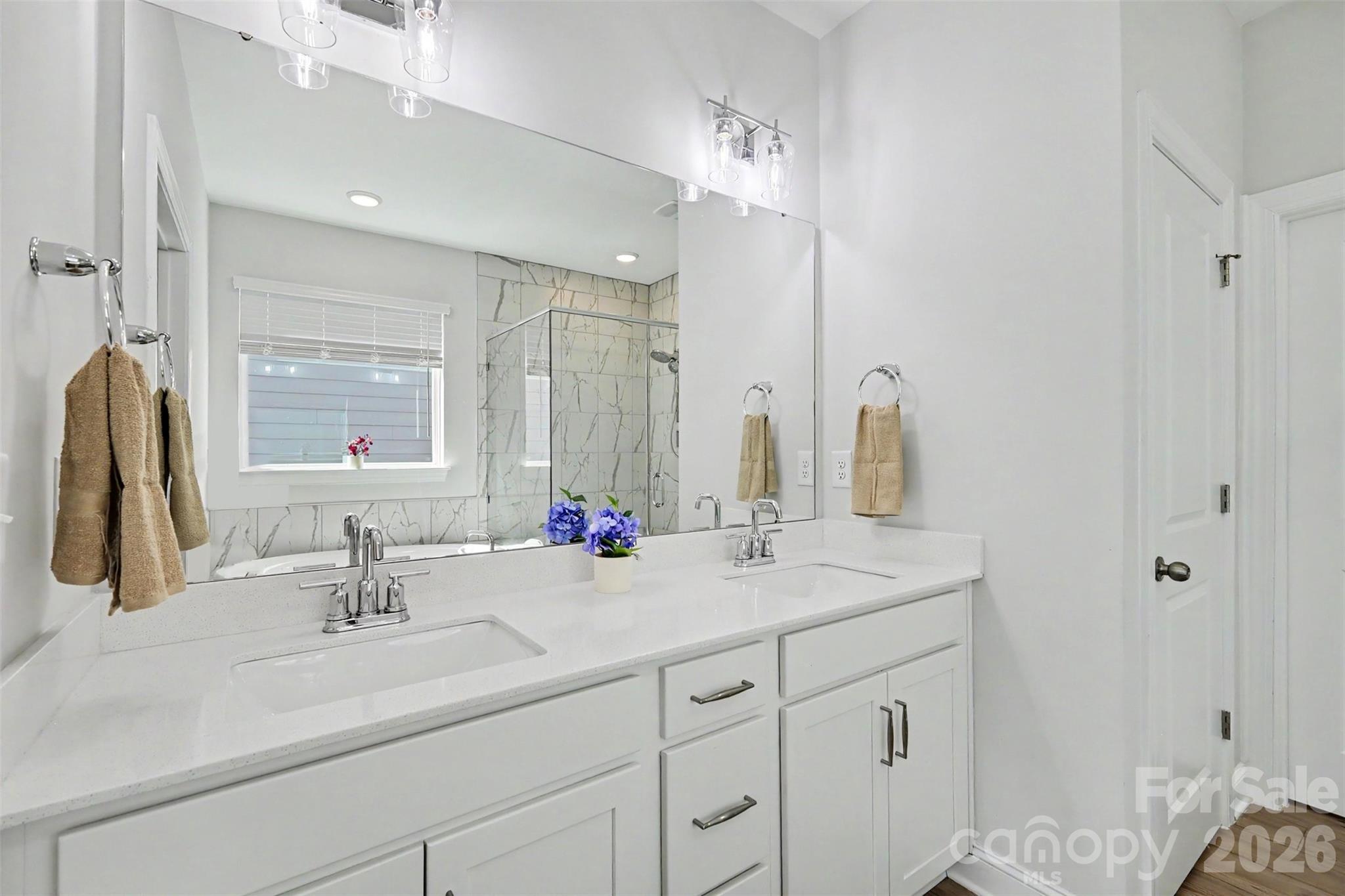 125 S Dunlavin Way