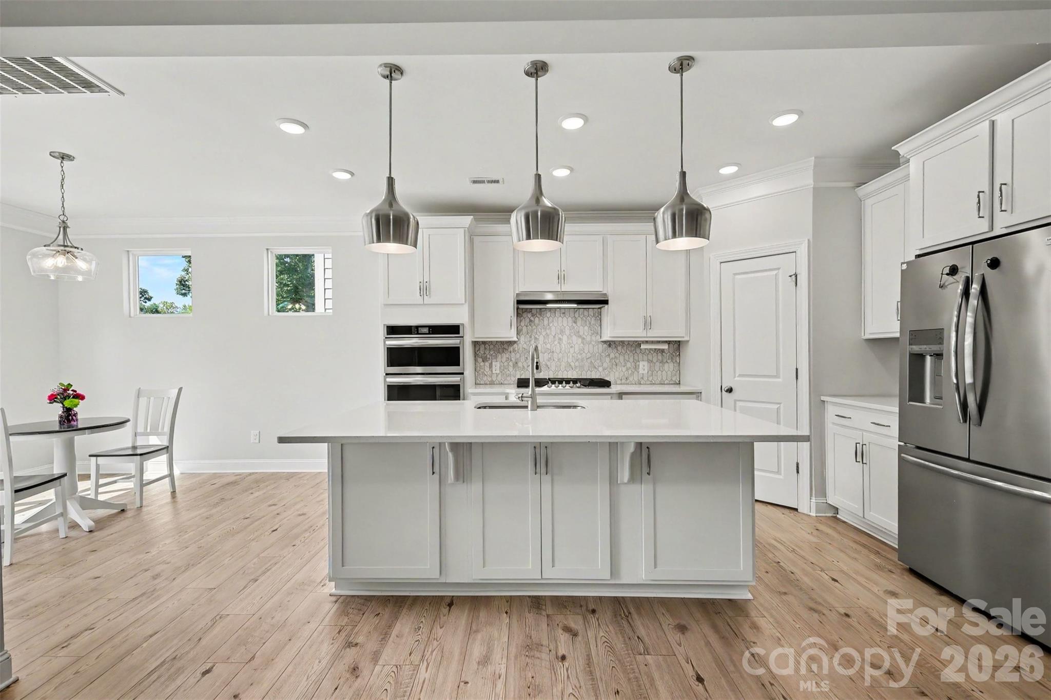 125 S Dunlavin Way