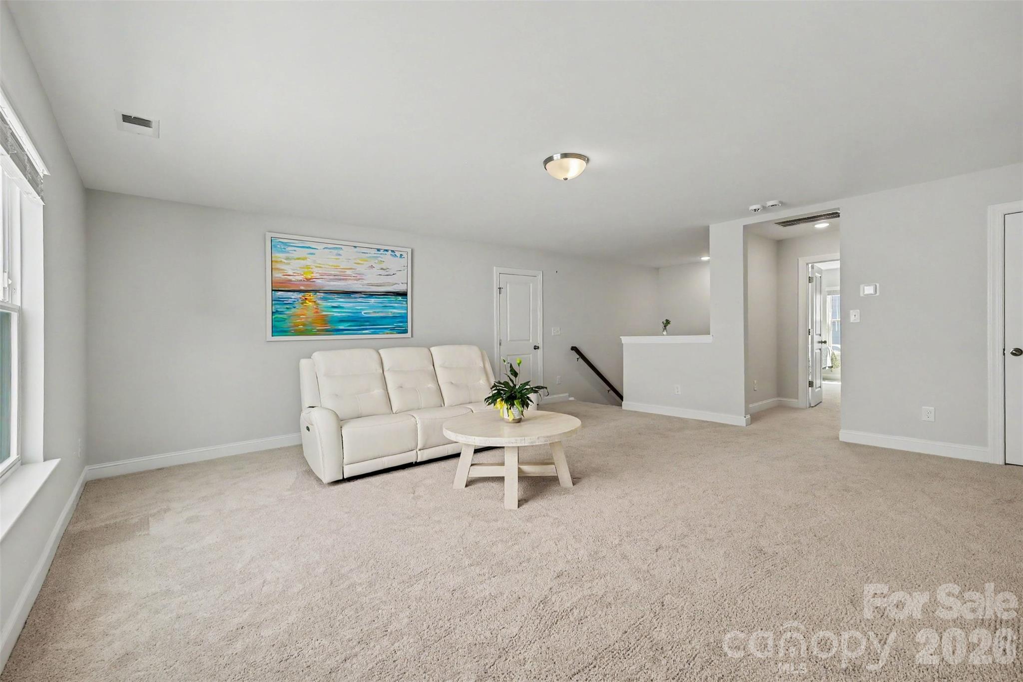 125 S Dunlavin Way
