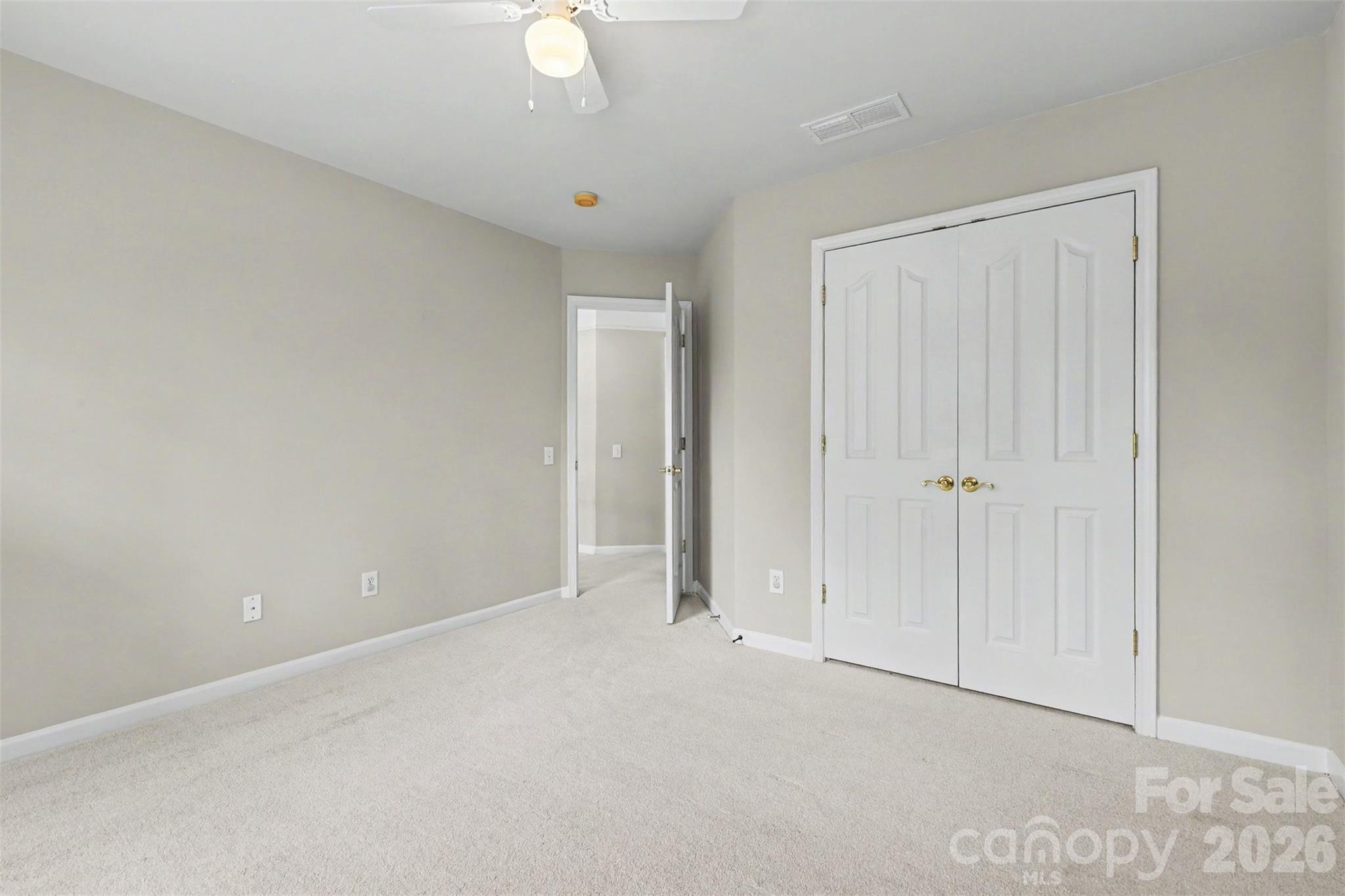 11027 Knight Castle Drive
