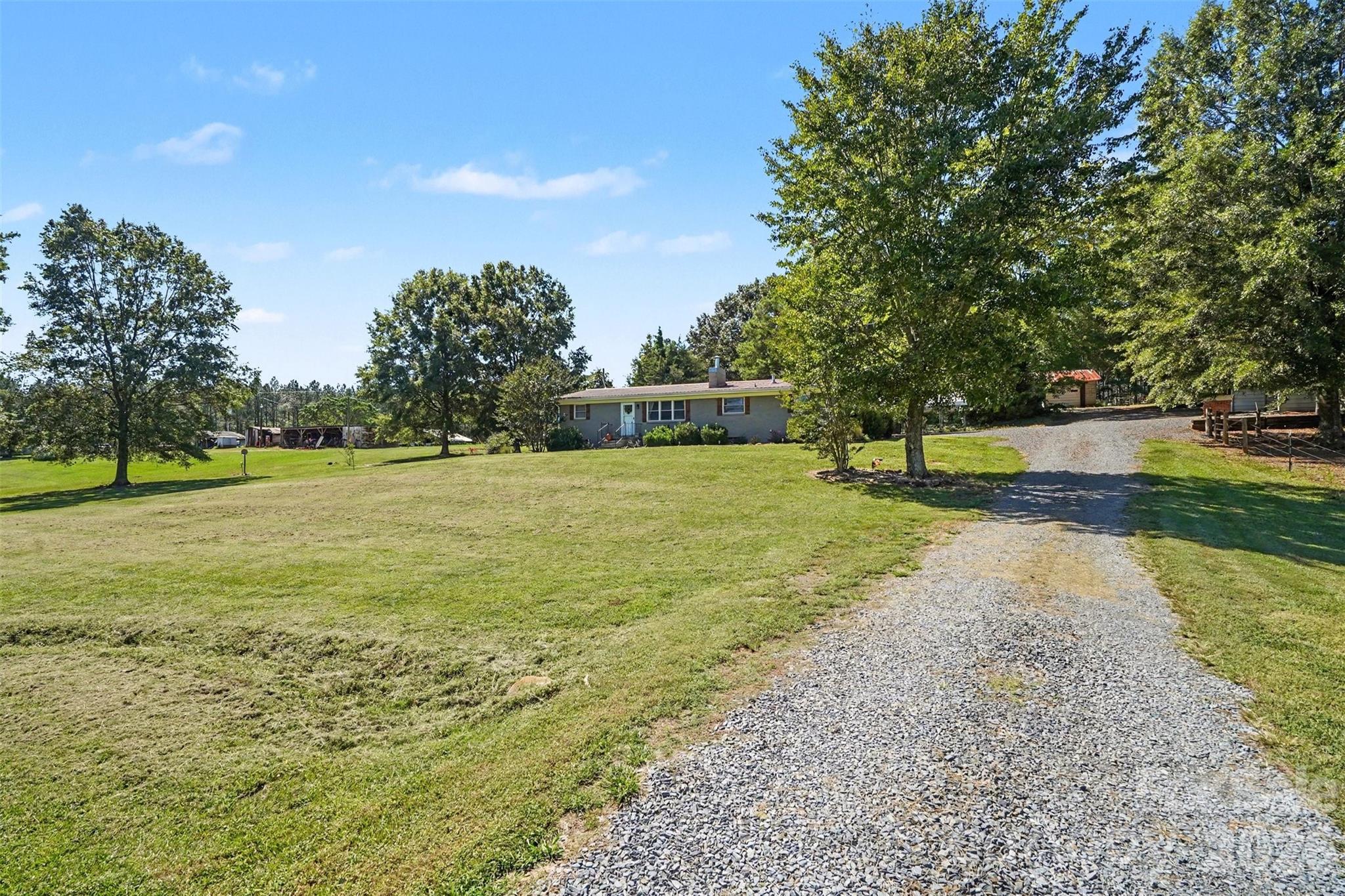 8121 Old Davis Road