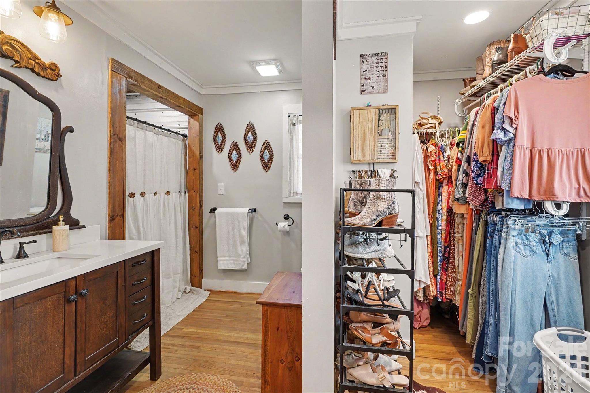 8121 Old Davis Road