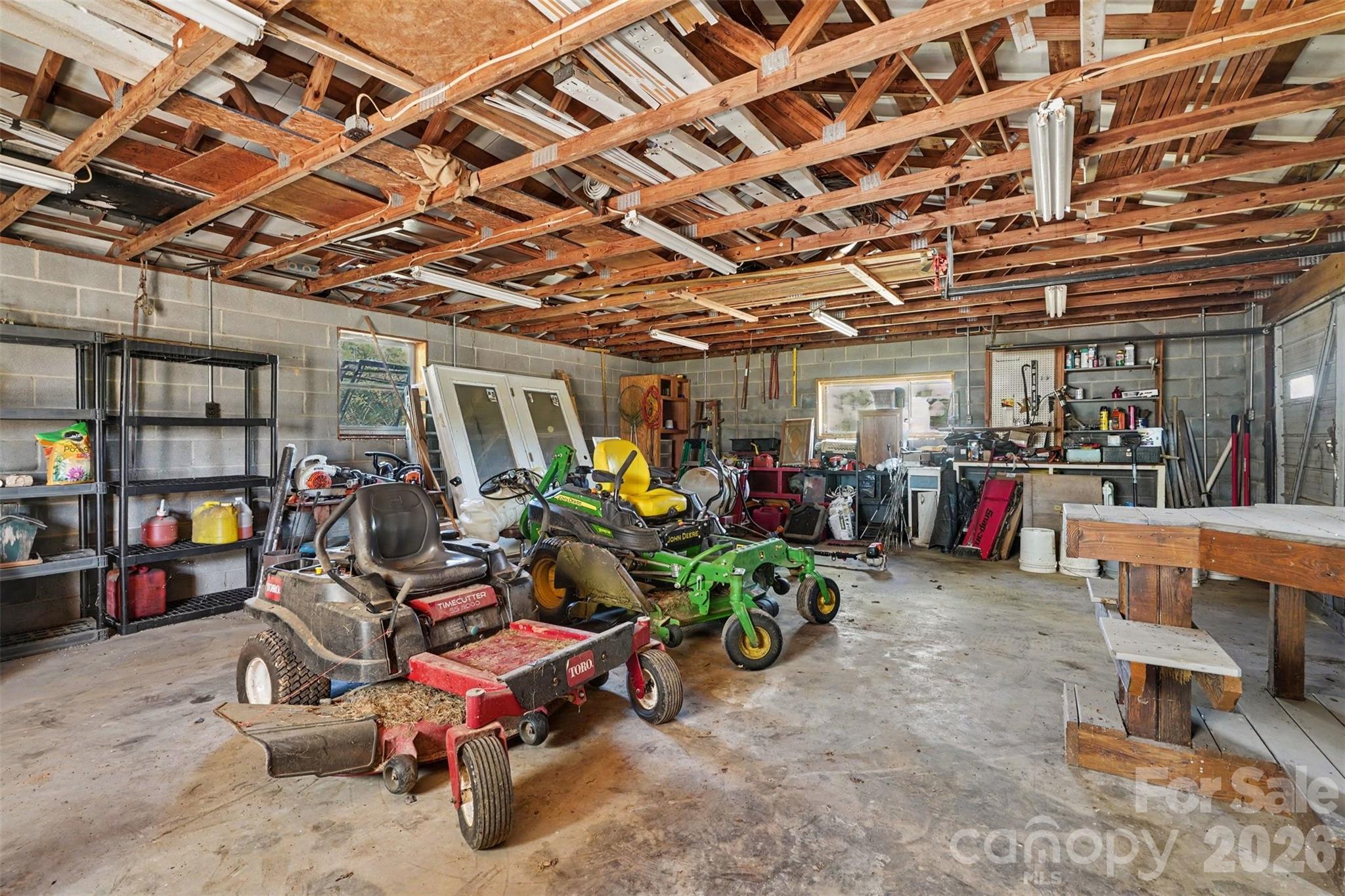 8121 Old Davis Road