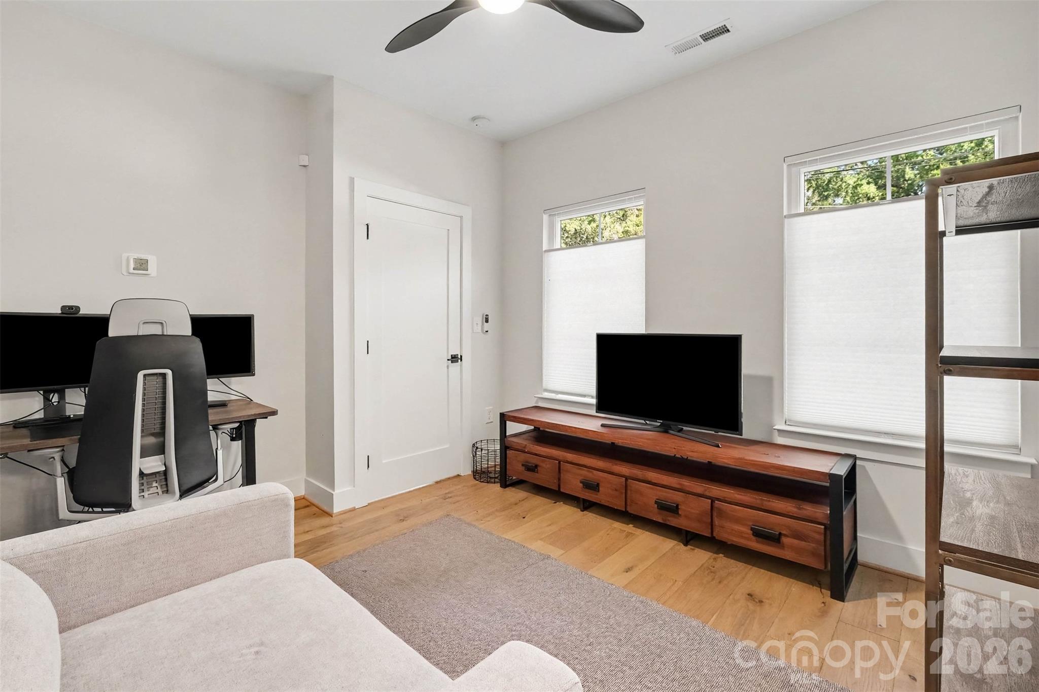 1713 Mimosa Avenue