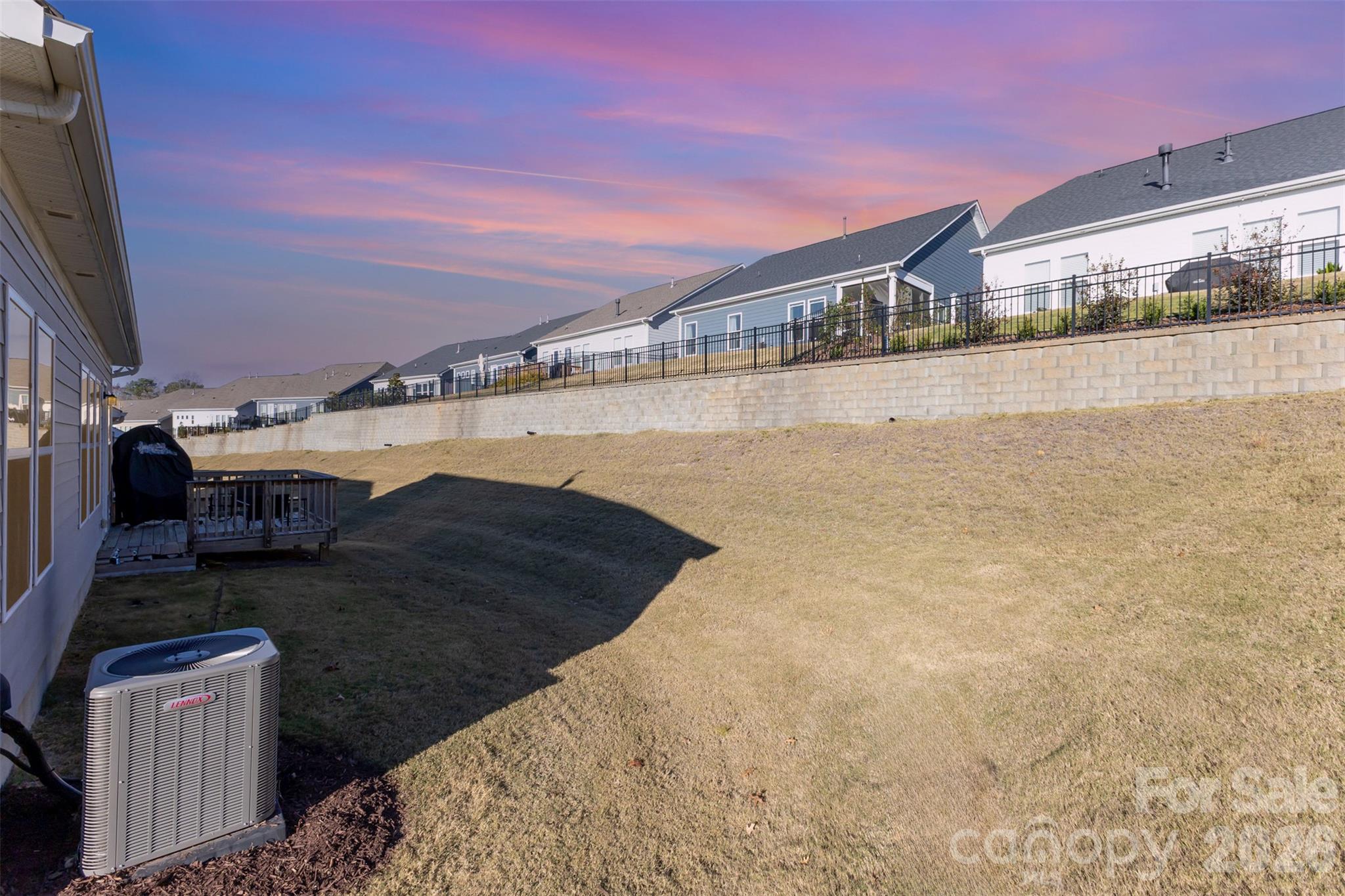 19004 Dry Narrows Way