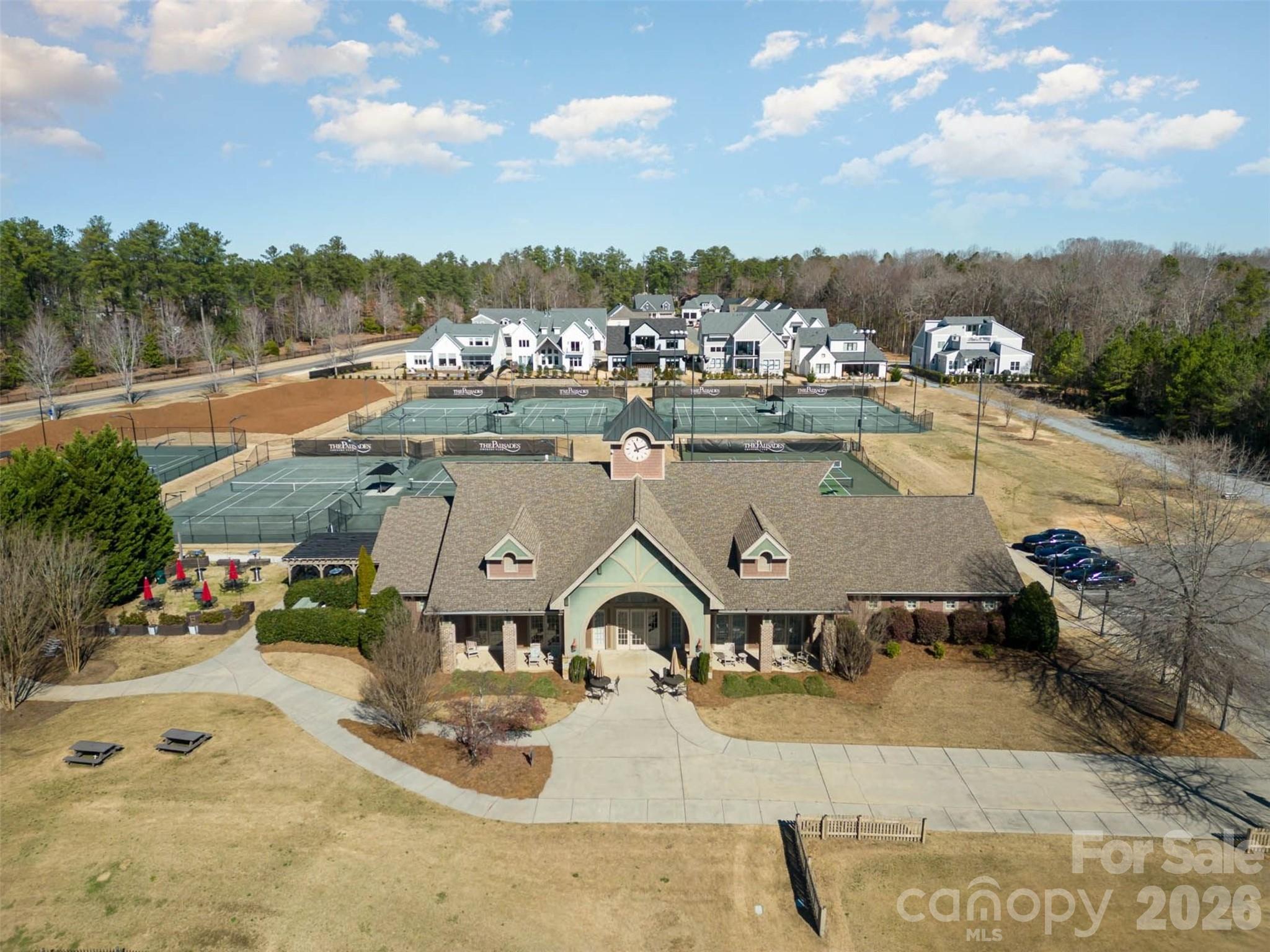 19004 Dry Narrows Way