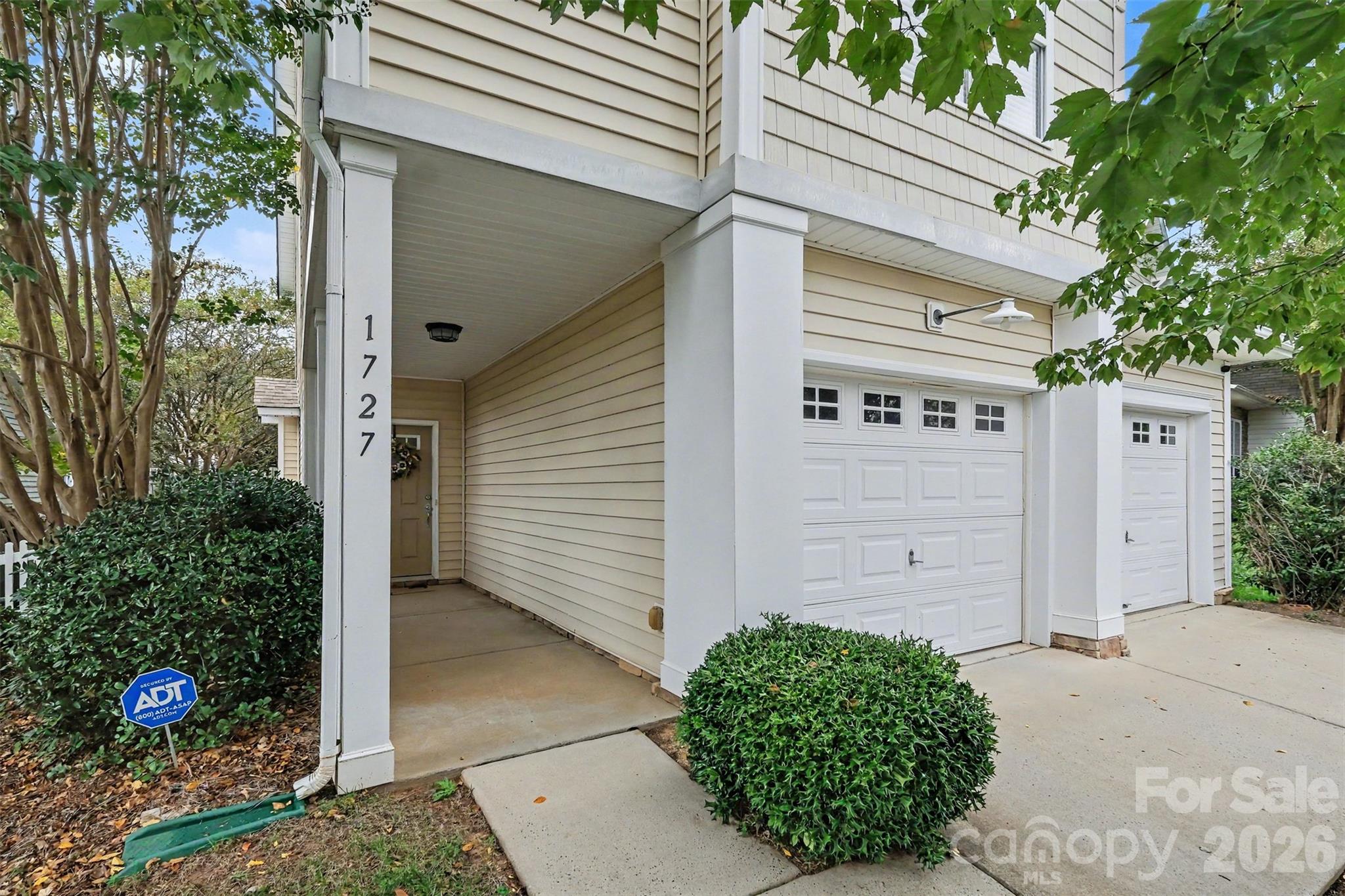 1727 Crabapple Tree Lane