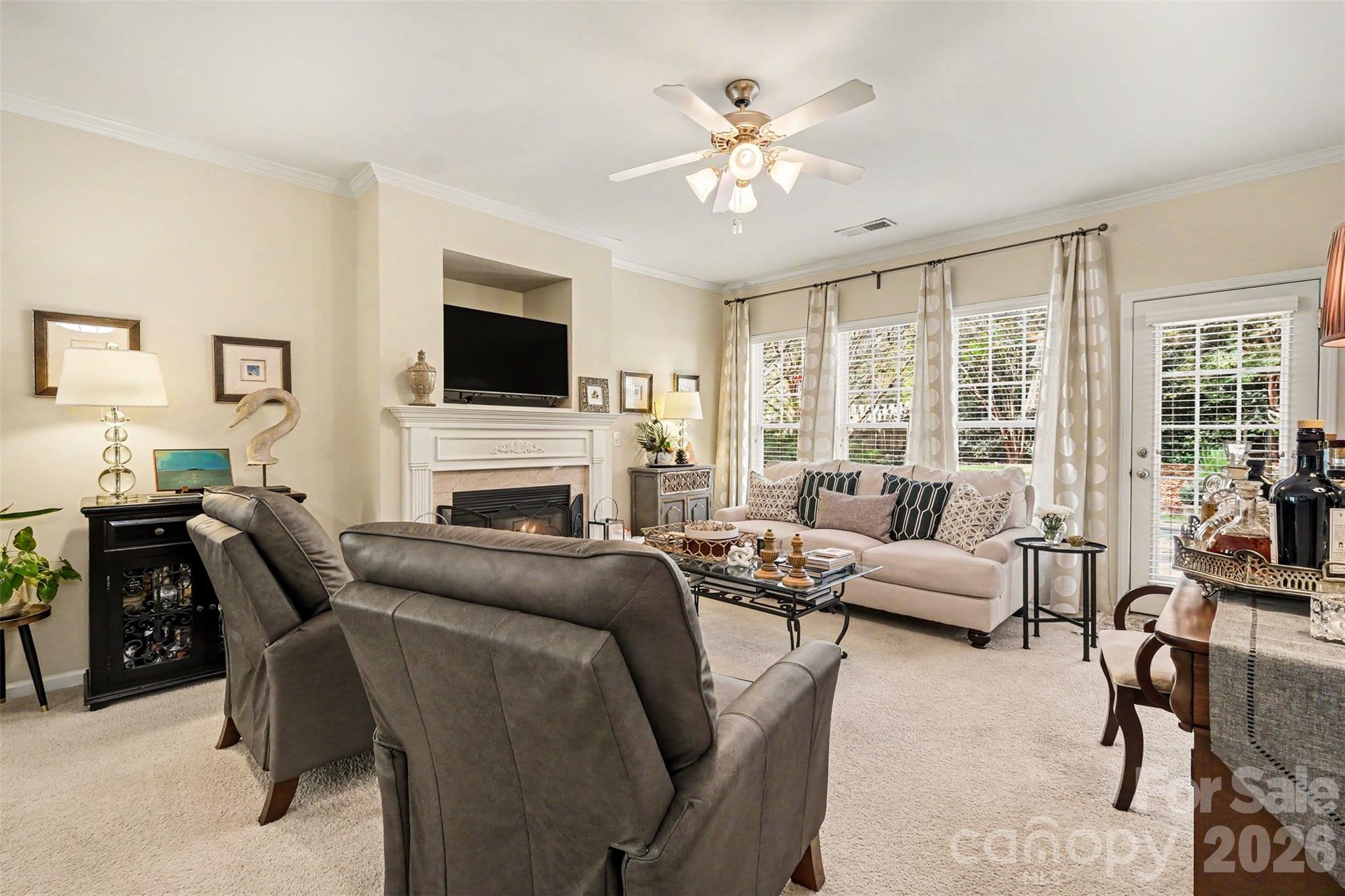 1727 Crabapple Tree Lane