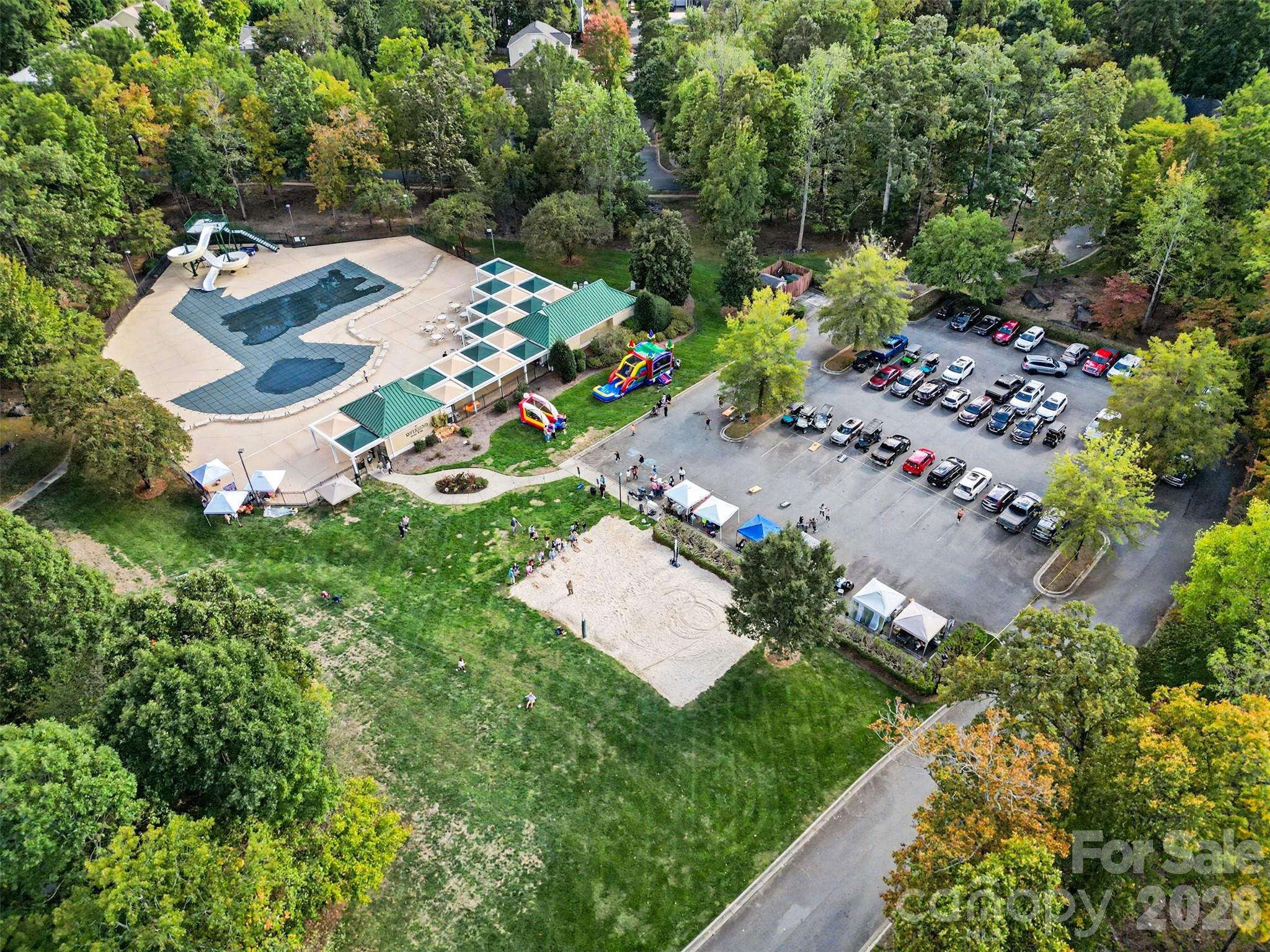 1727 Crabapple Tree Lane