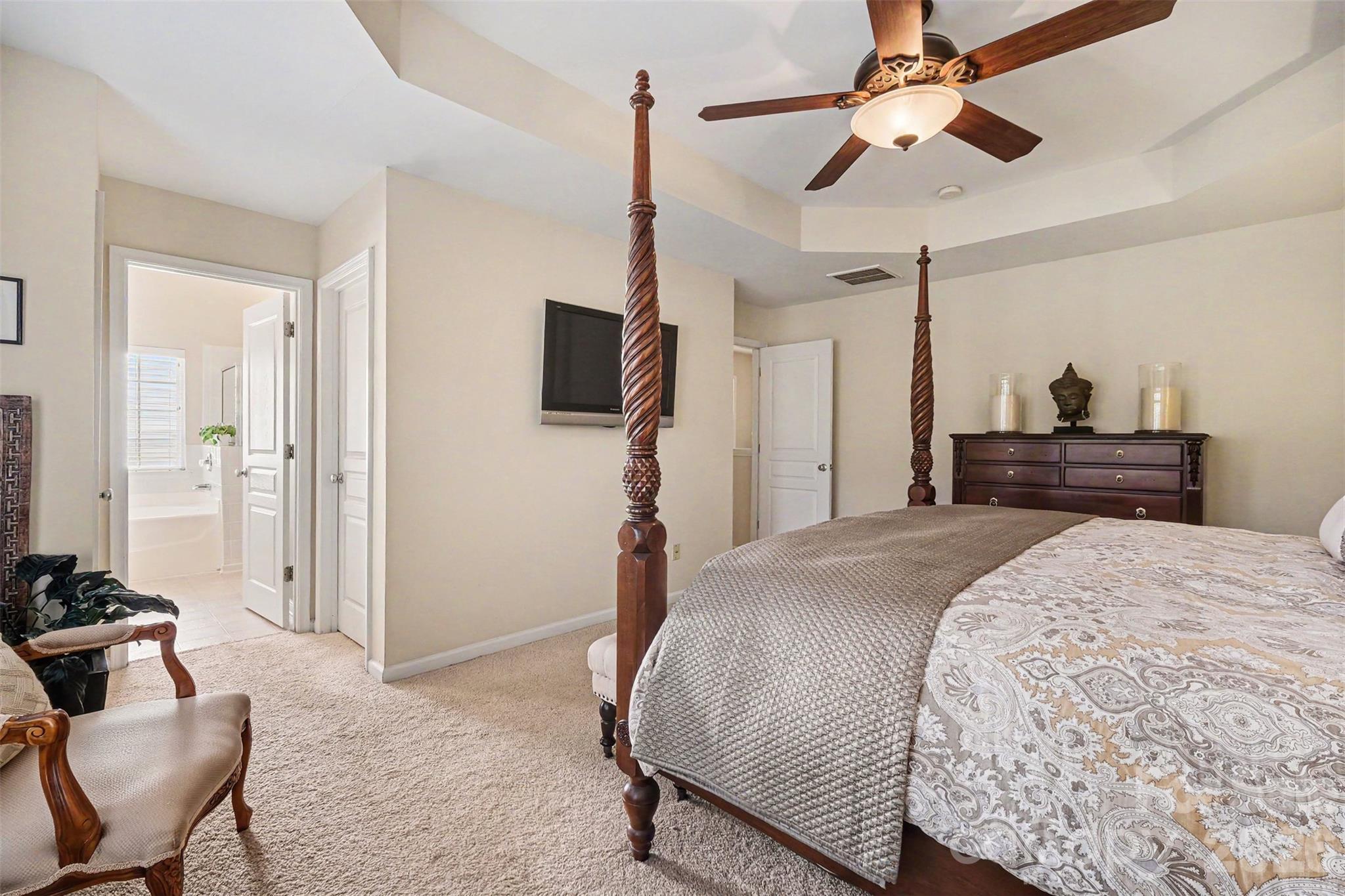 1727 Crabapple Tree Lane