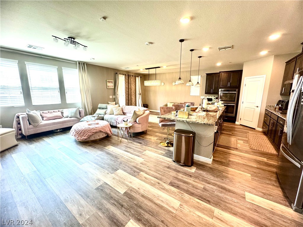 1457 Overseer Avenue