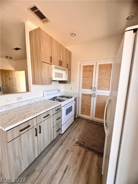 1301 Red Gable Lane 204