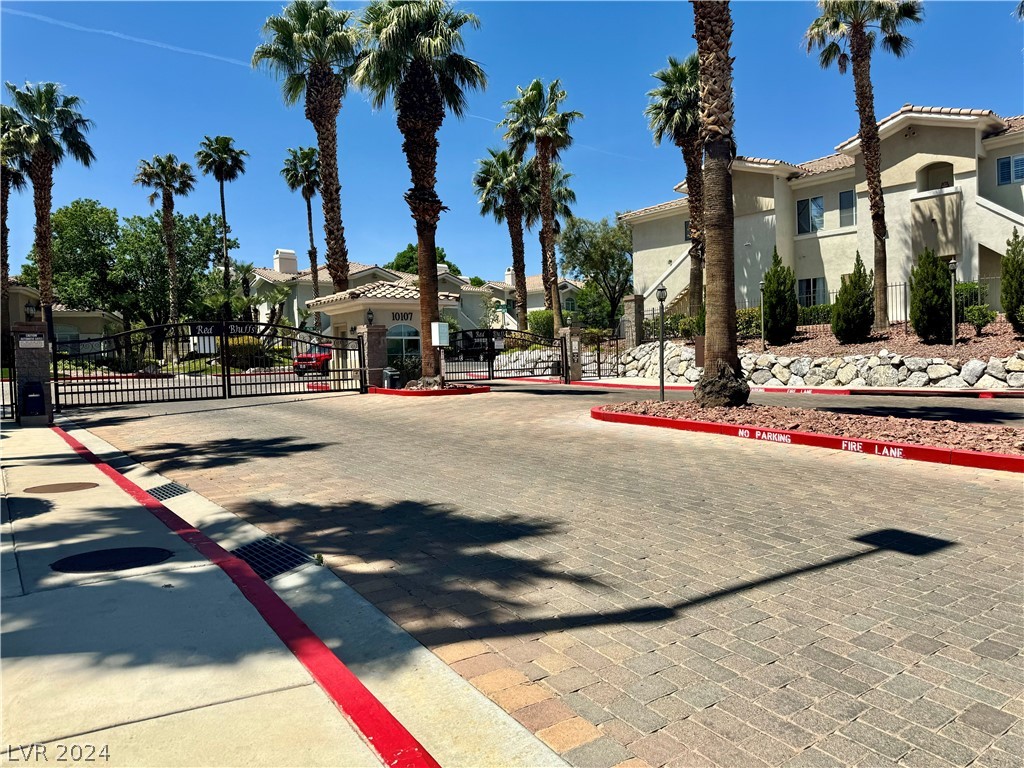 1301 Red Gable Lane 204