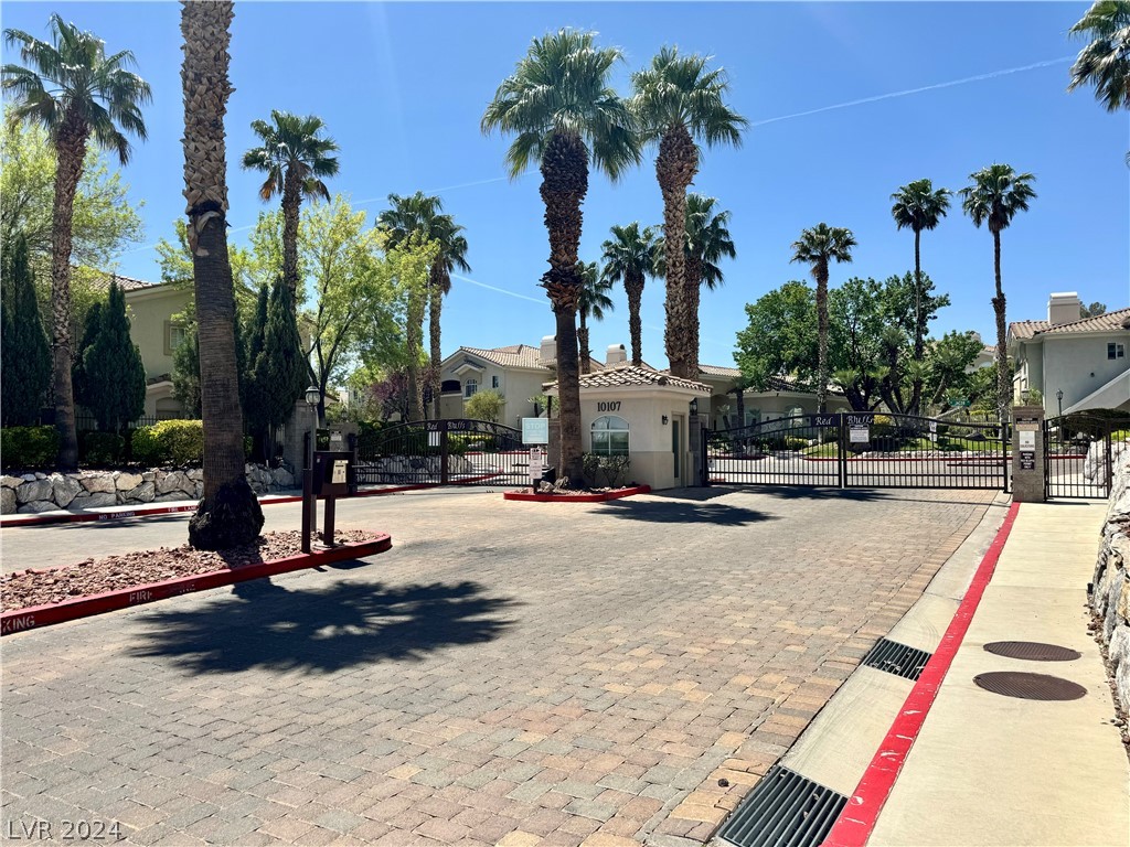 1301 Red Gable Lane 204