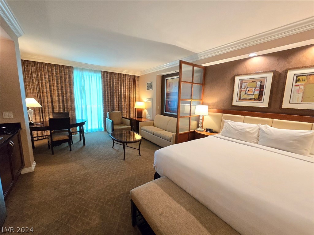 135 East Harmon Avenue 2807