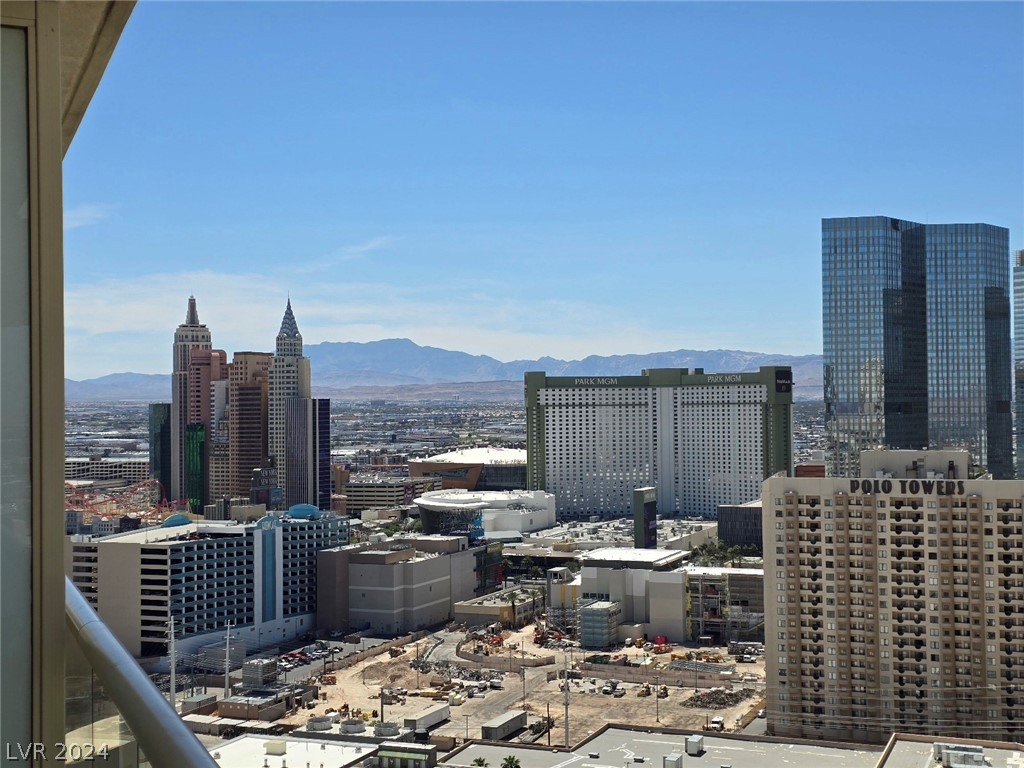 135 East Harmon Avenue 2807