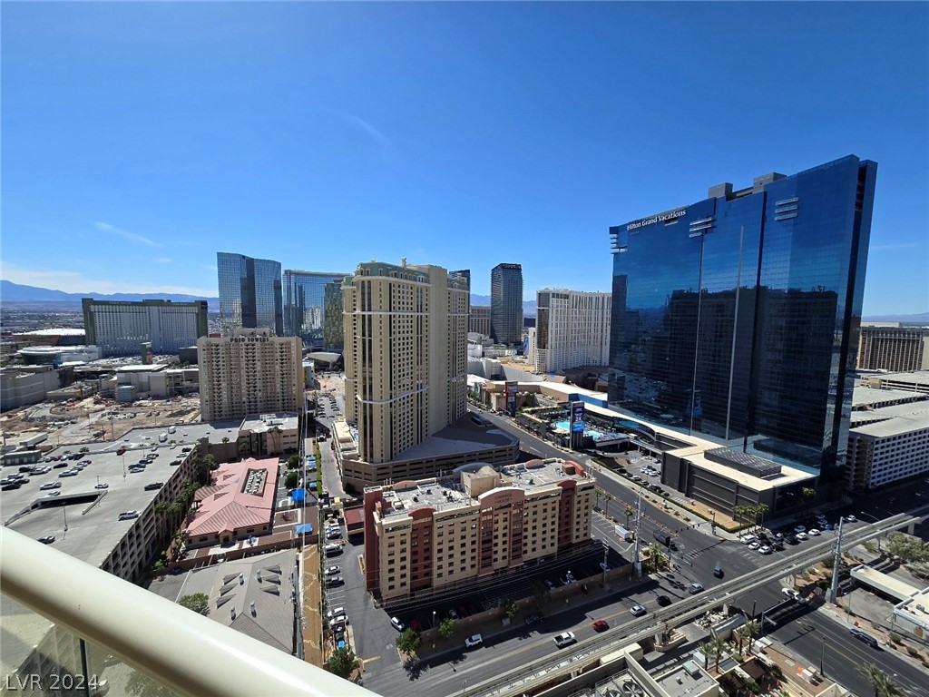 135 East Harmon Avenue 2807