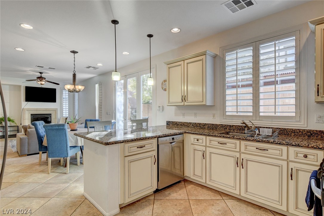 2455 Cordoba Bluff Court