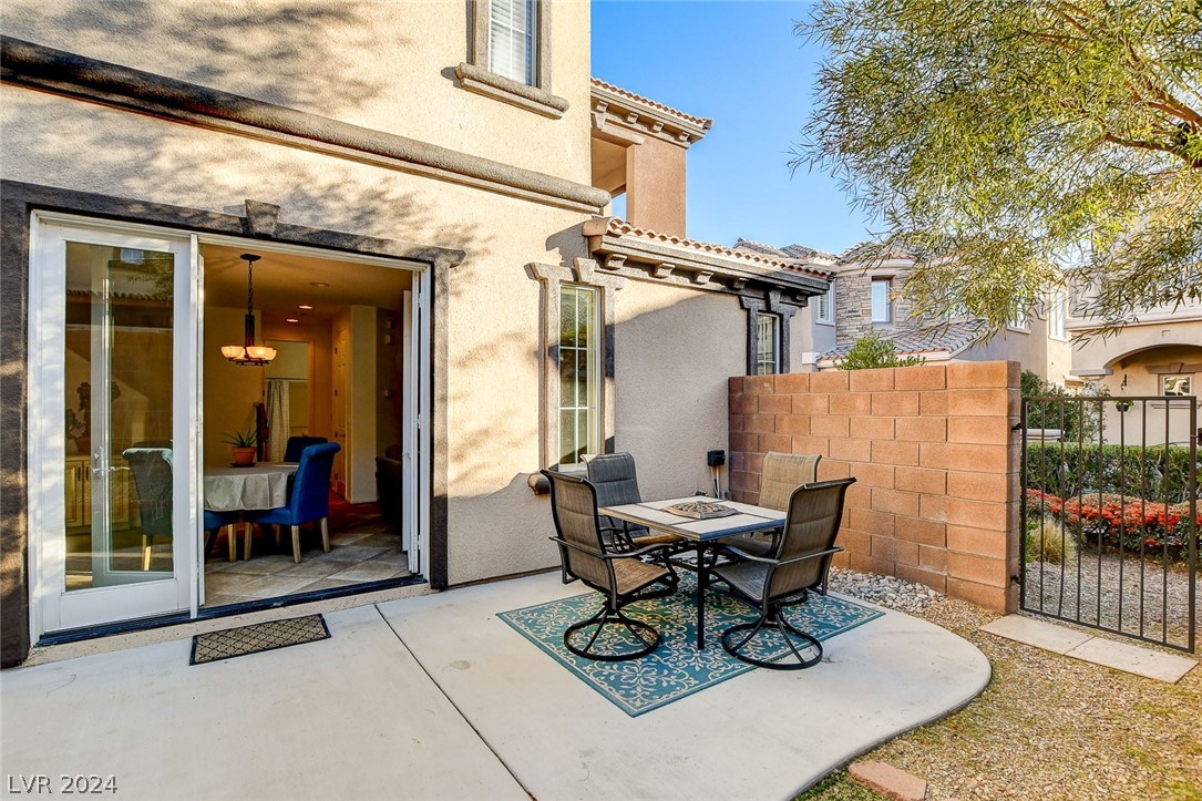 2455 Cordoba Bluff Court