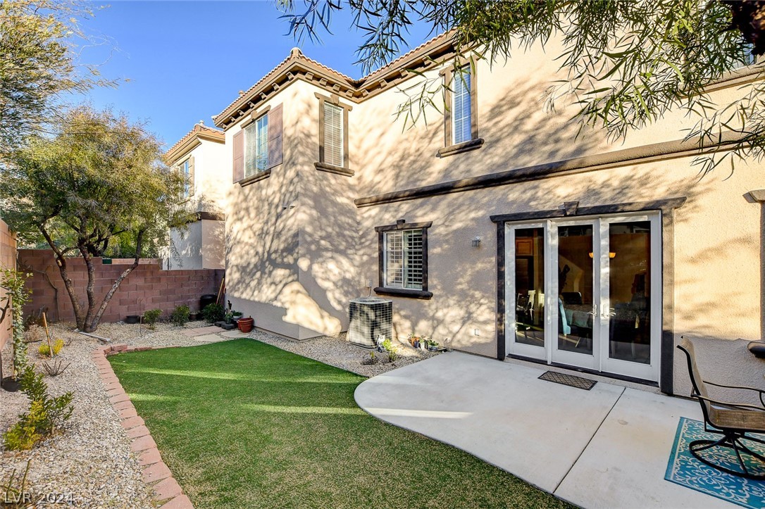 2455 Cordoba Bluff Court