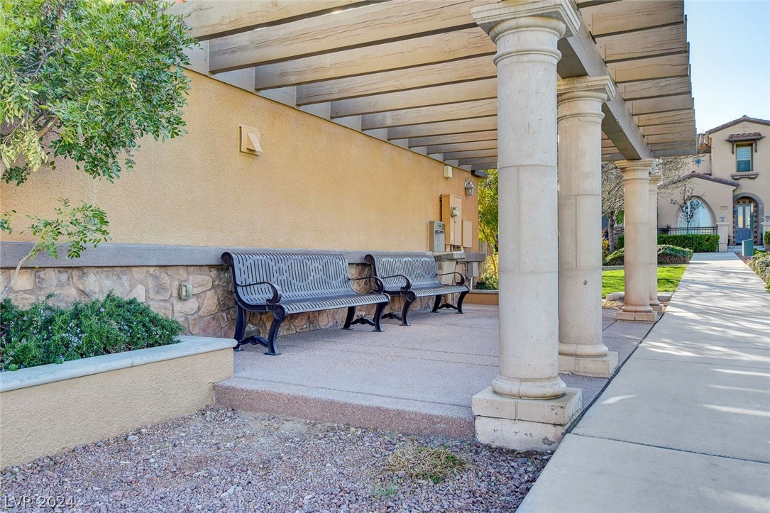 2455 Cordoba Bluff Court