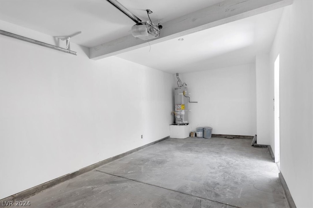 2388 Pickwick Drive 0