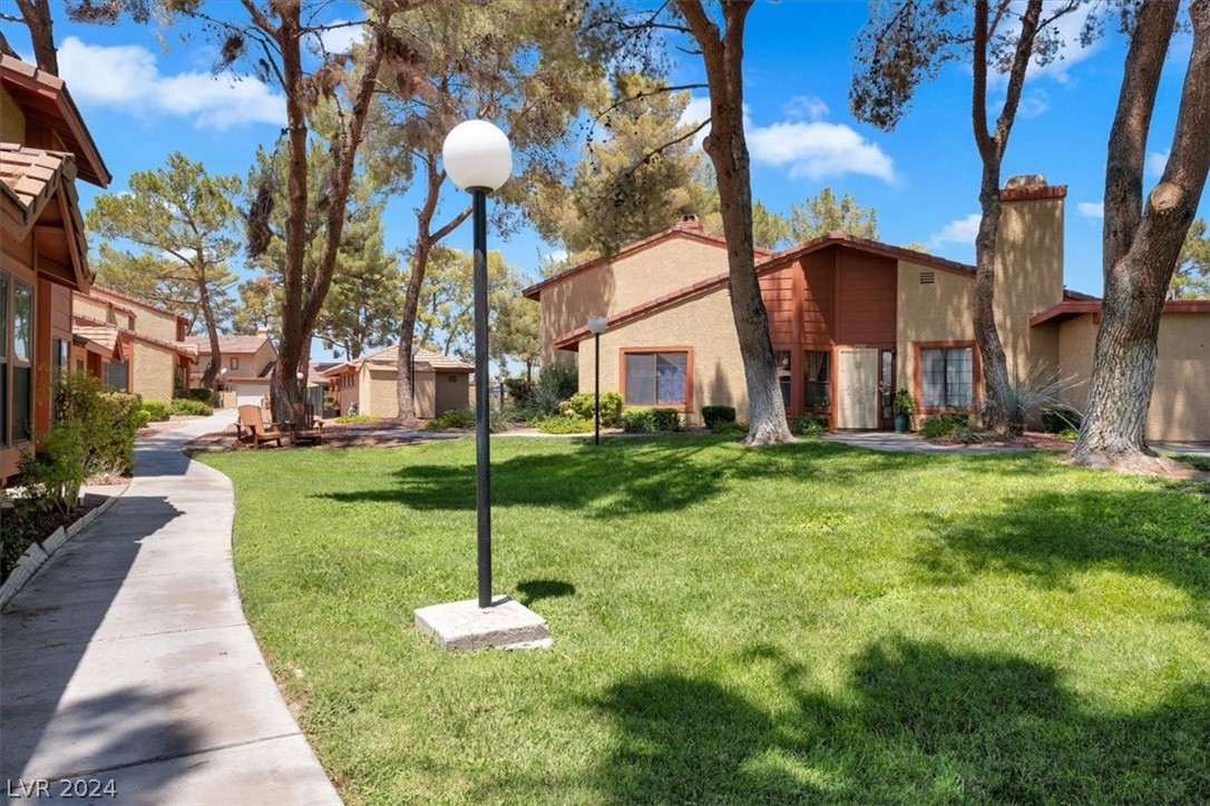 2388 Pickwick Drive 0